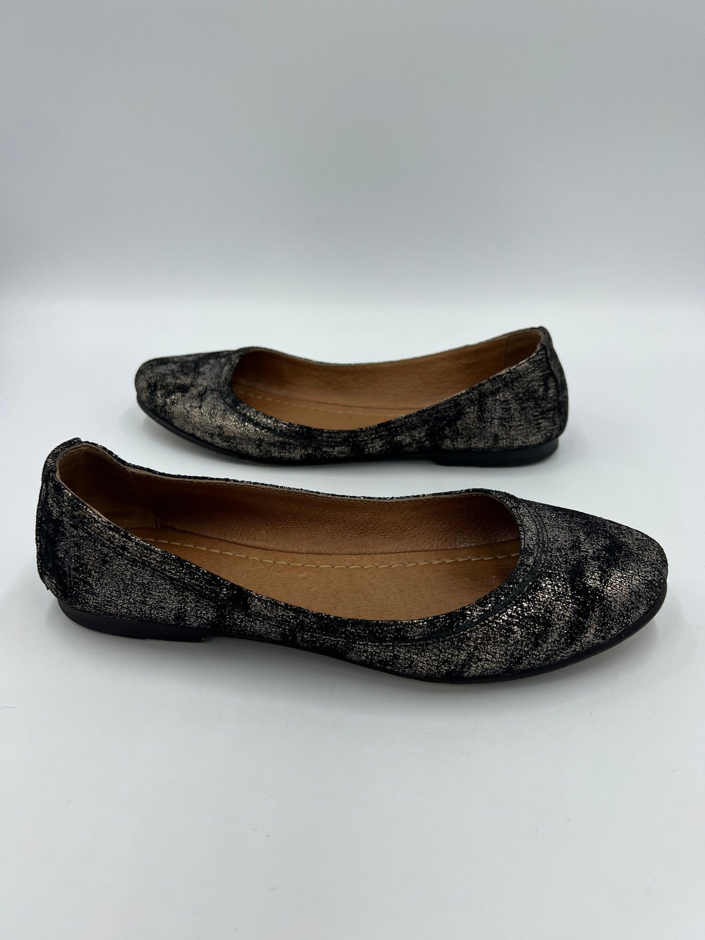 Shoes Designer By Frye Size: 9.5