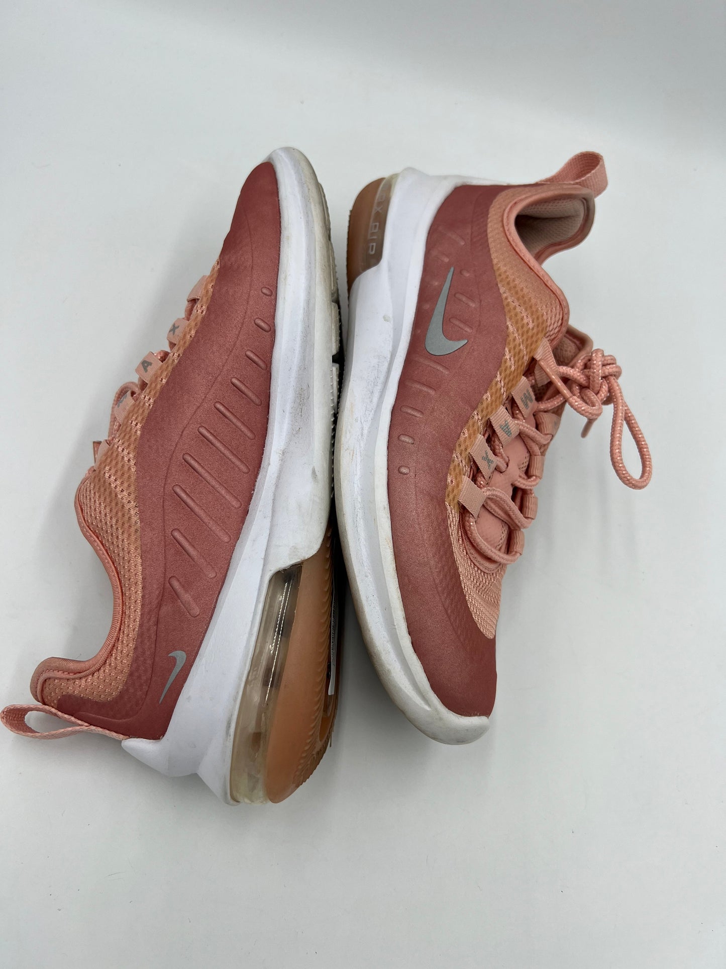 Shoes Athletic By Nike Size: 7