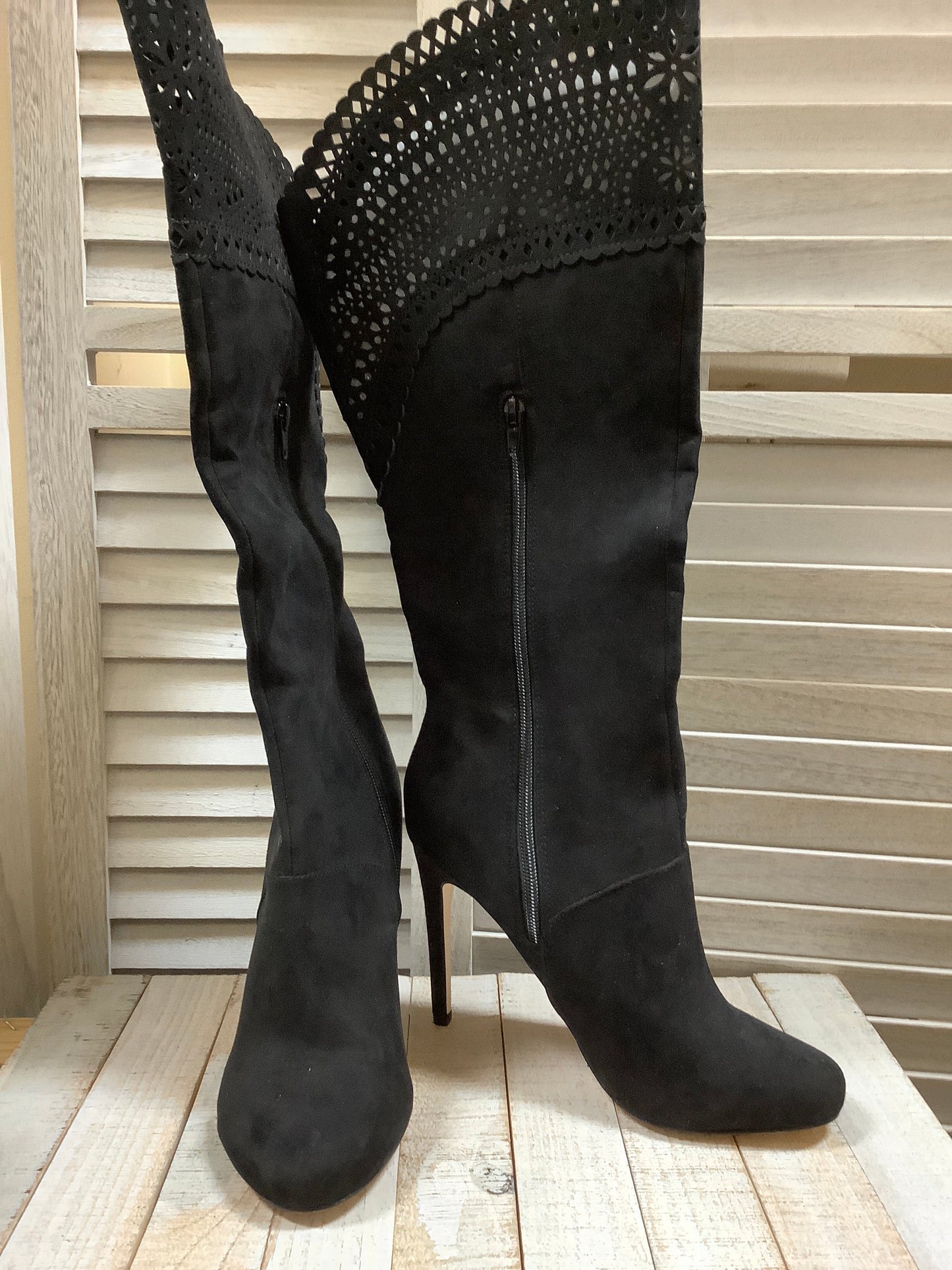 Boots Knee Heels By Just Fab Size: 9