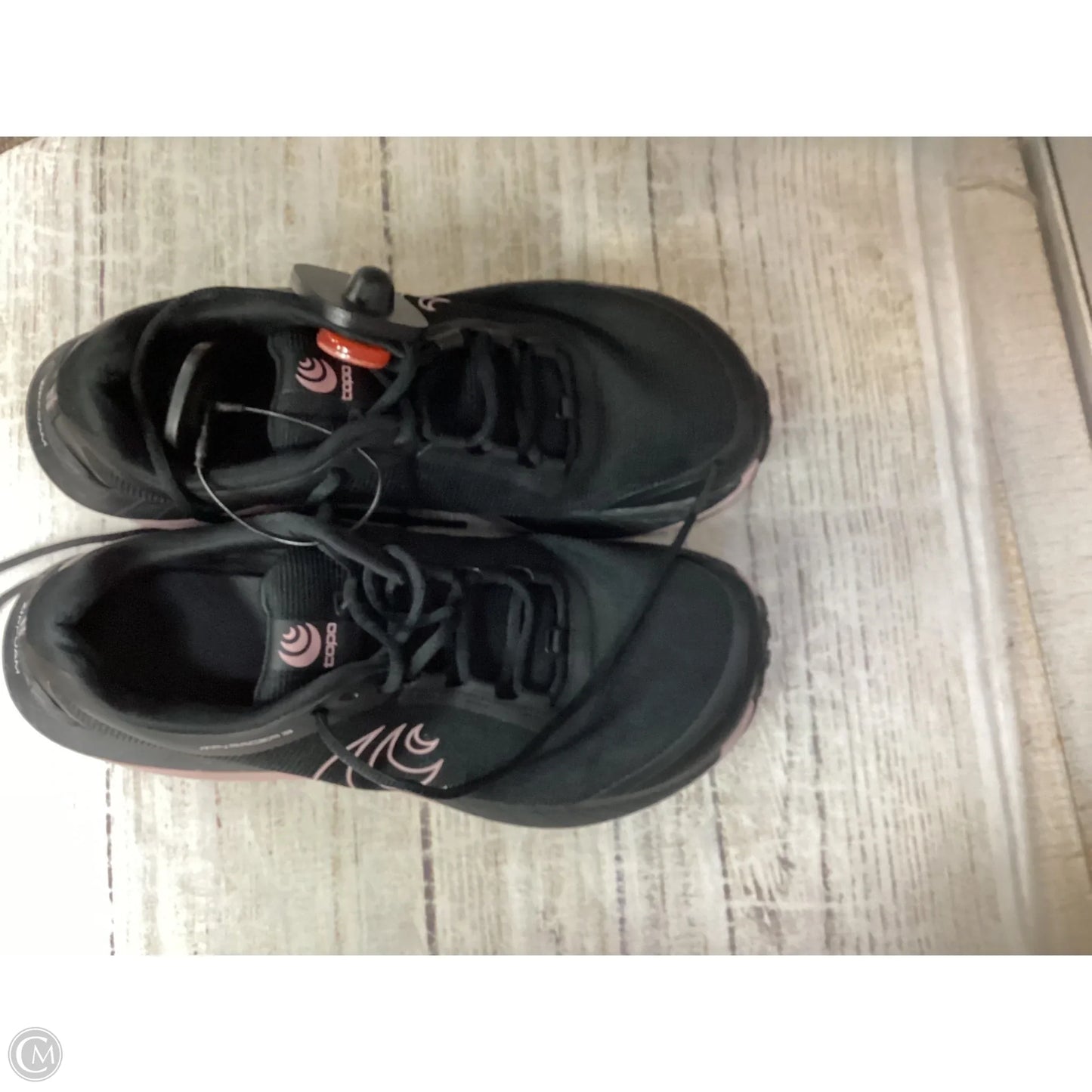 Shoes Athletic By Clothes Mentor In Black, Size: 8