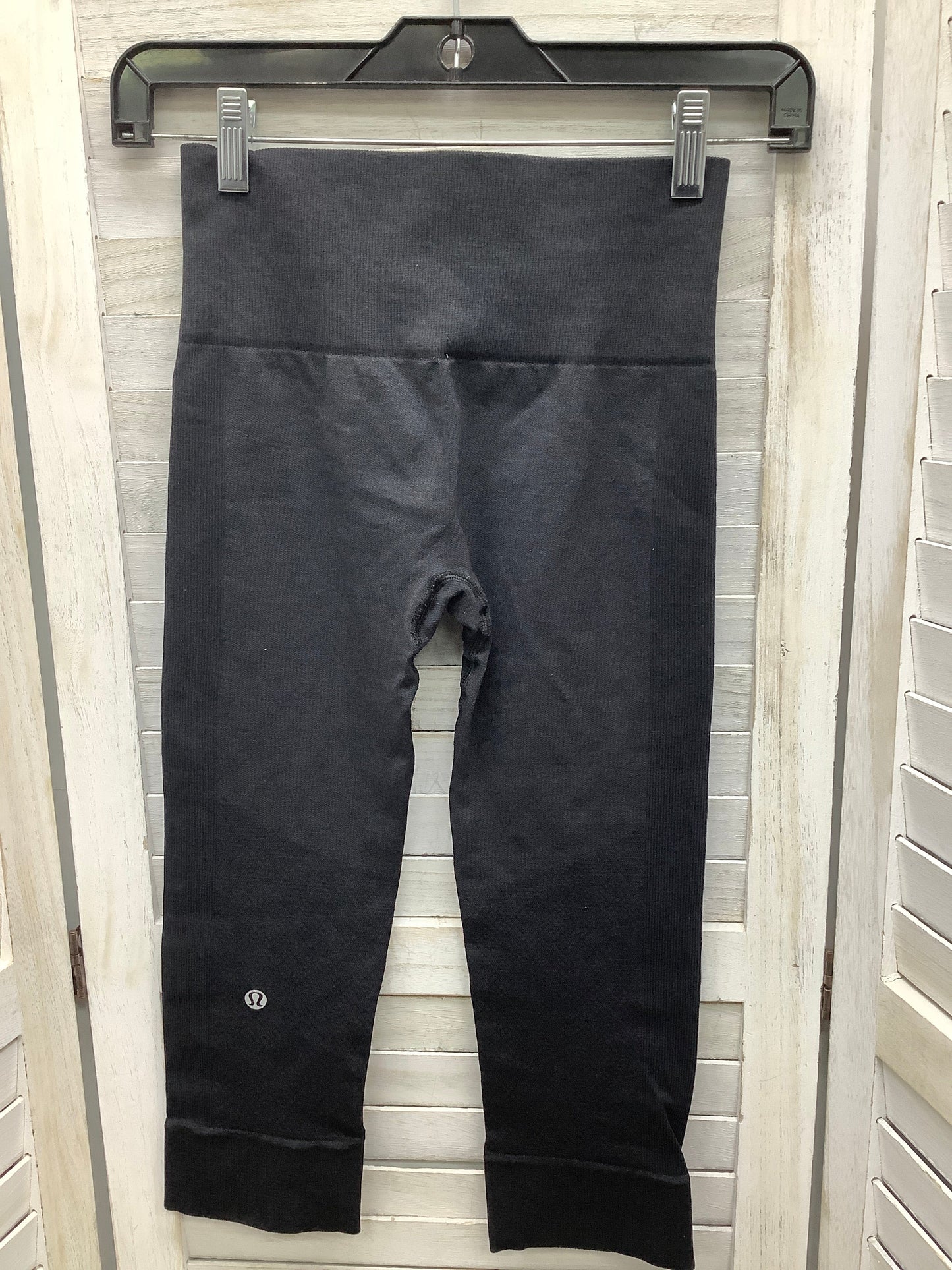 Athletic Capris By Lululemon In Black, Size: S