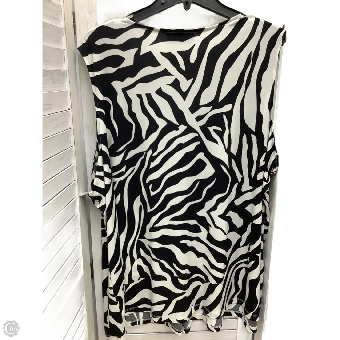 Top Sleeveless By Lane Bryant In Black & White, Size: 26