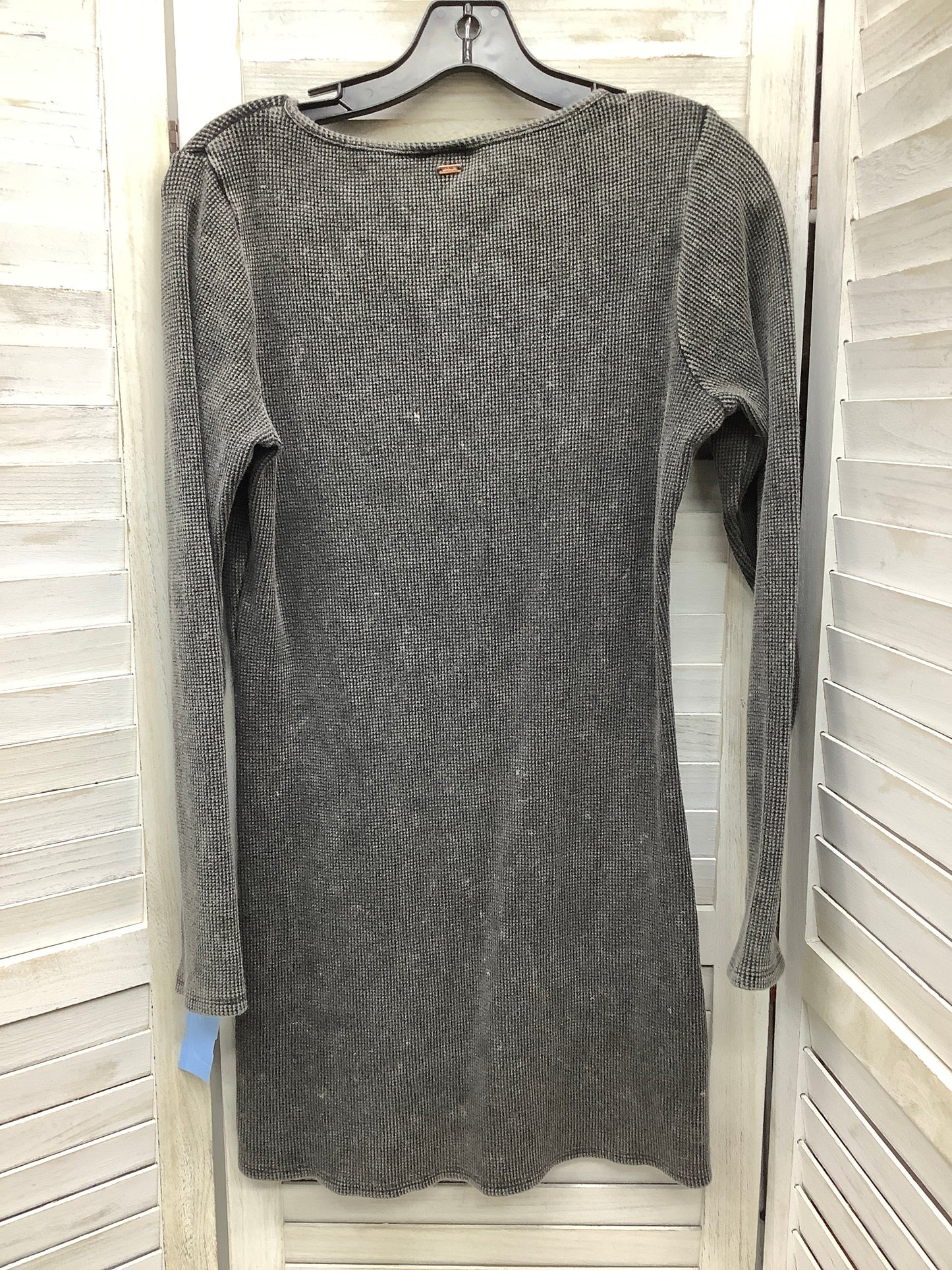 Dress Casual Midi By Pink Size: L