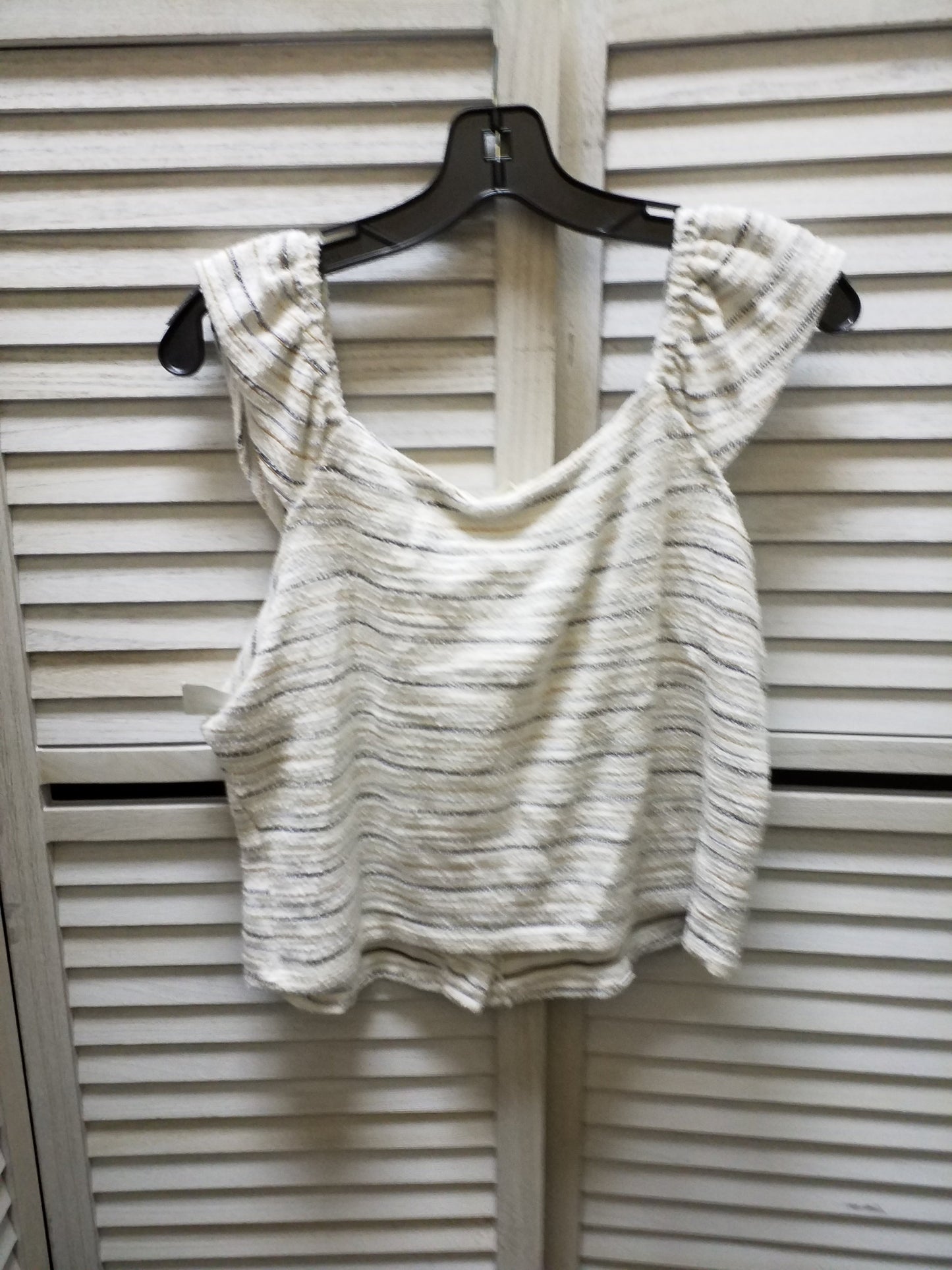 Top Short Sleeve Basic By Rewind Size: 2x