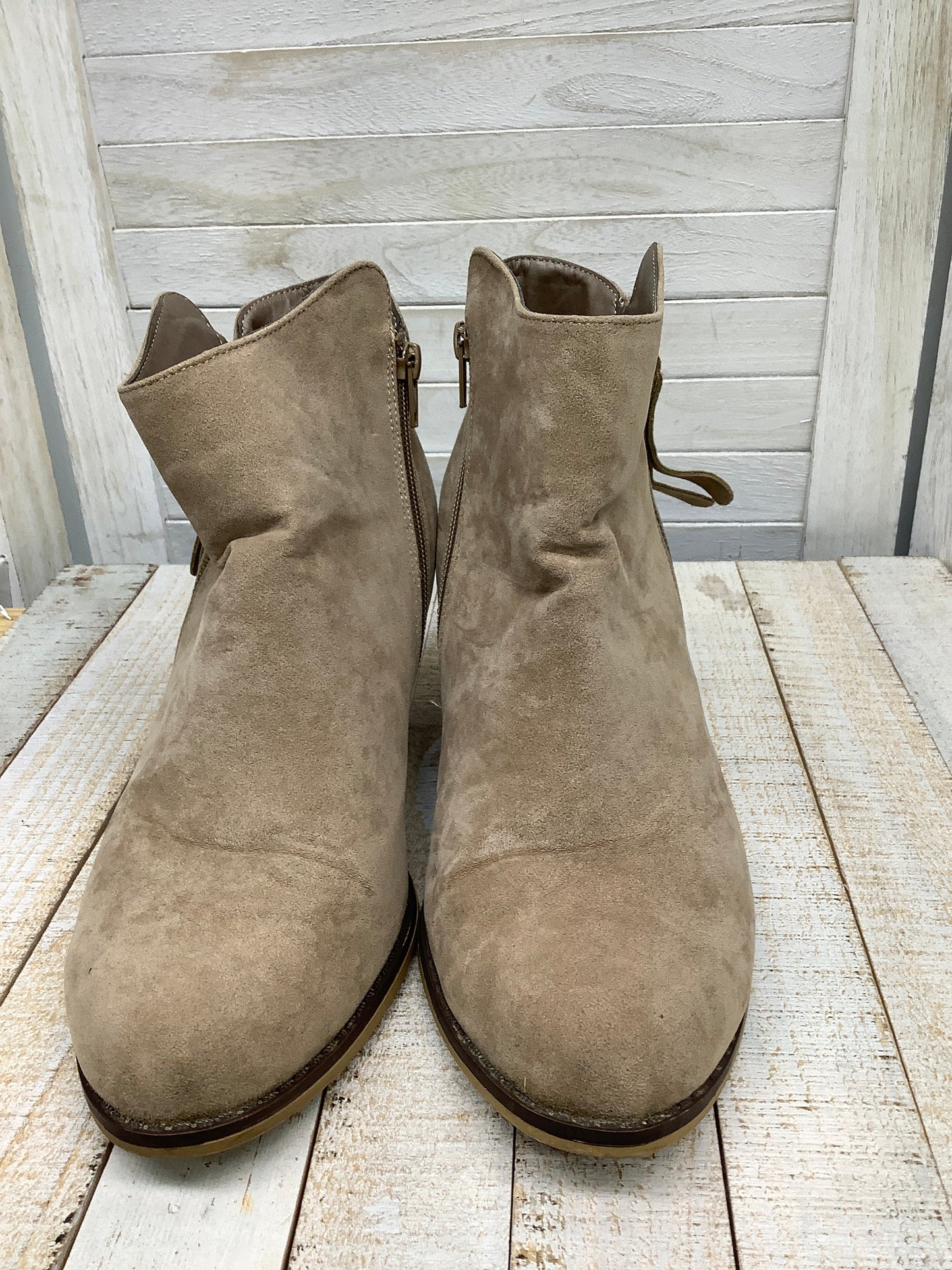 Boots Ankle Heels By Shoedazzle Size: 9