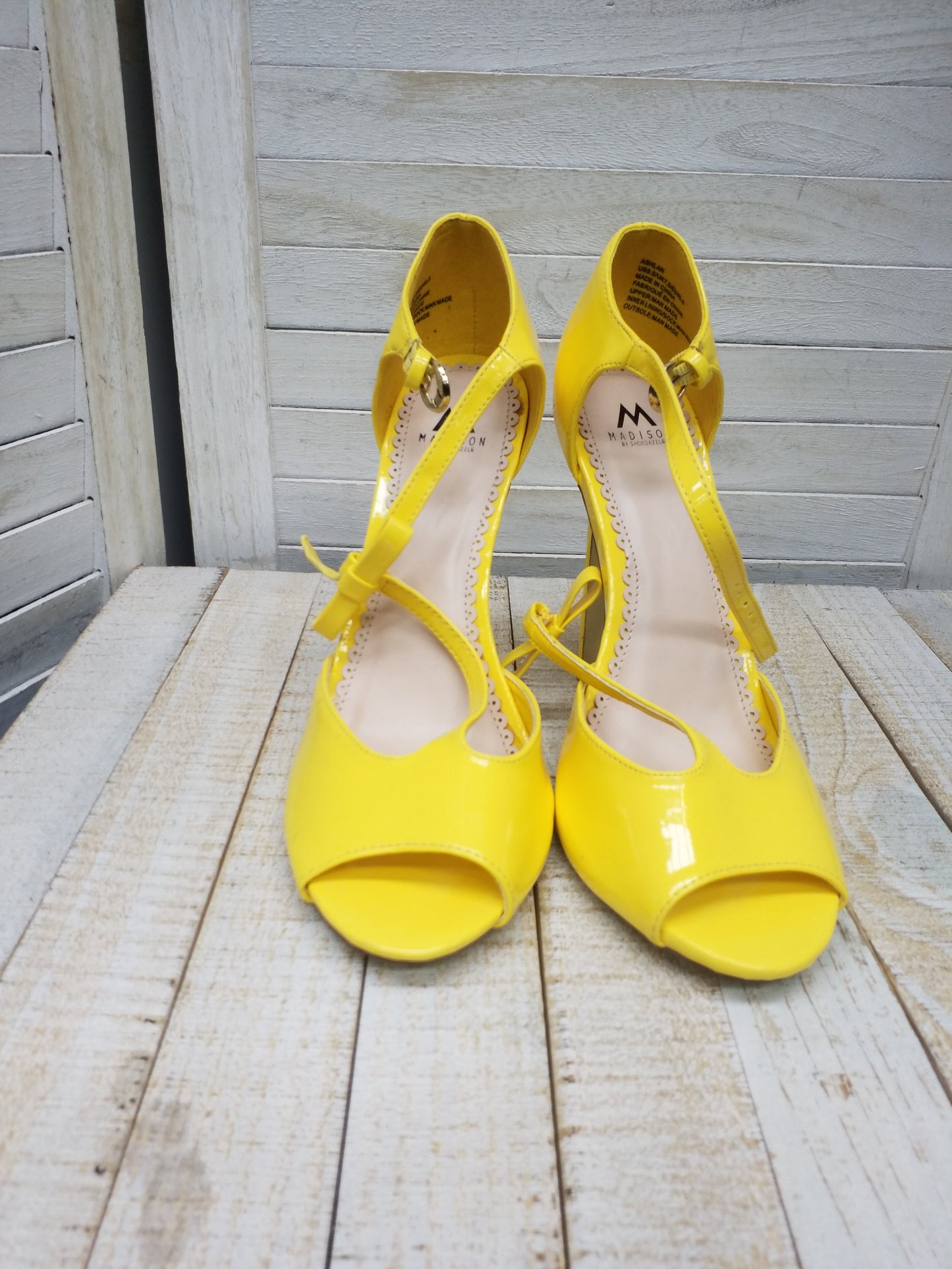Sandals Heels Stiletto By Shoedazzle Size: 9.5