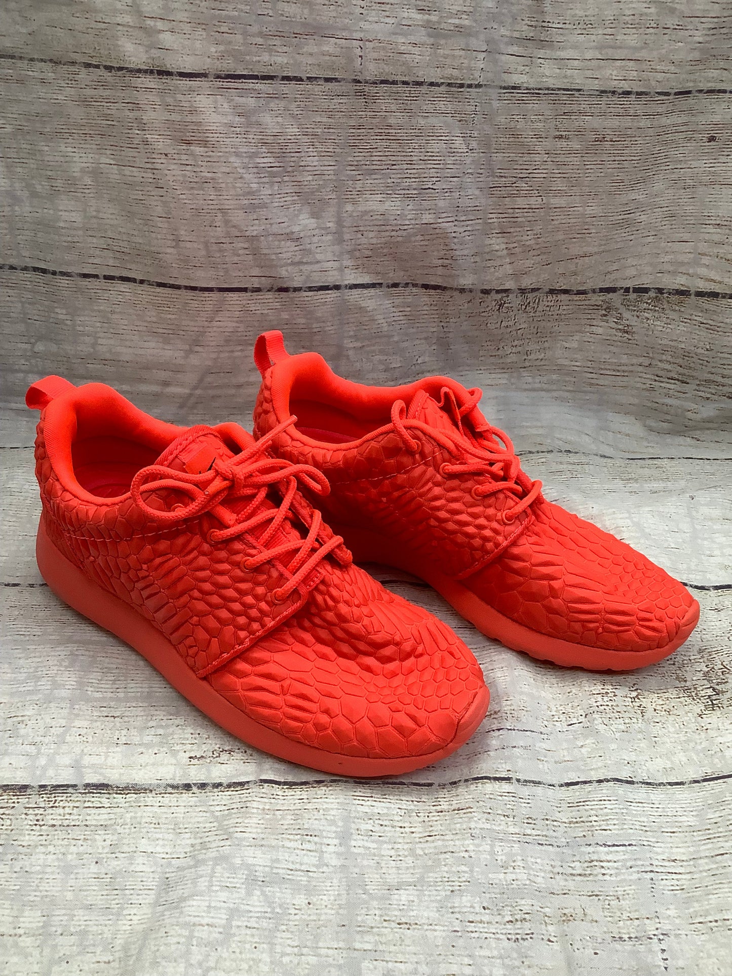 Shoes Athletic By Nike Size: 7