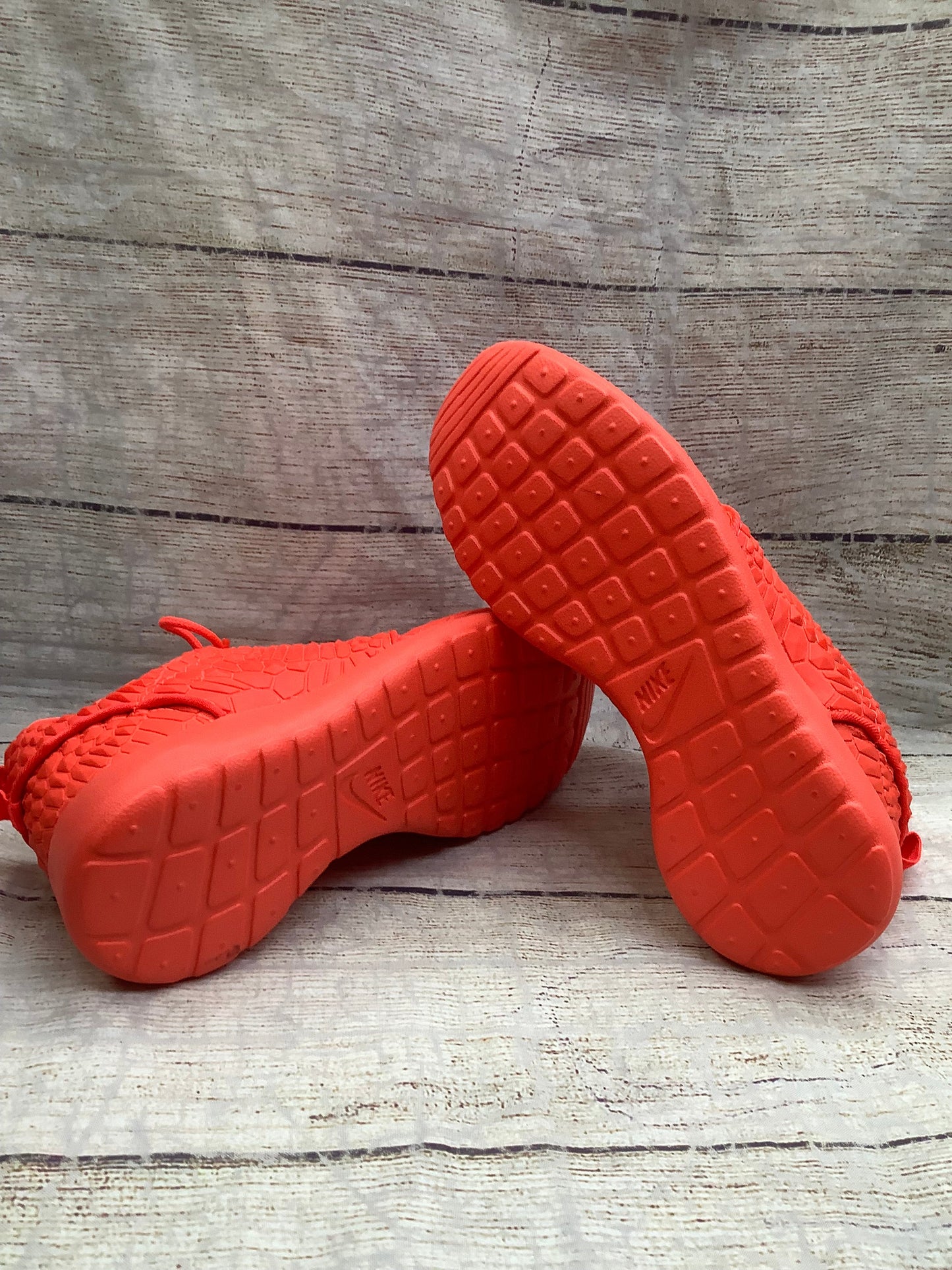 Shoes Athletic By Nike Size: 7