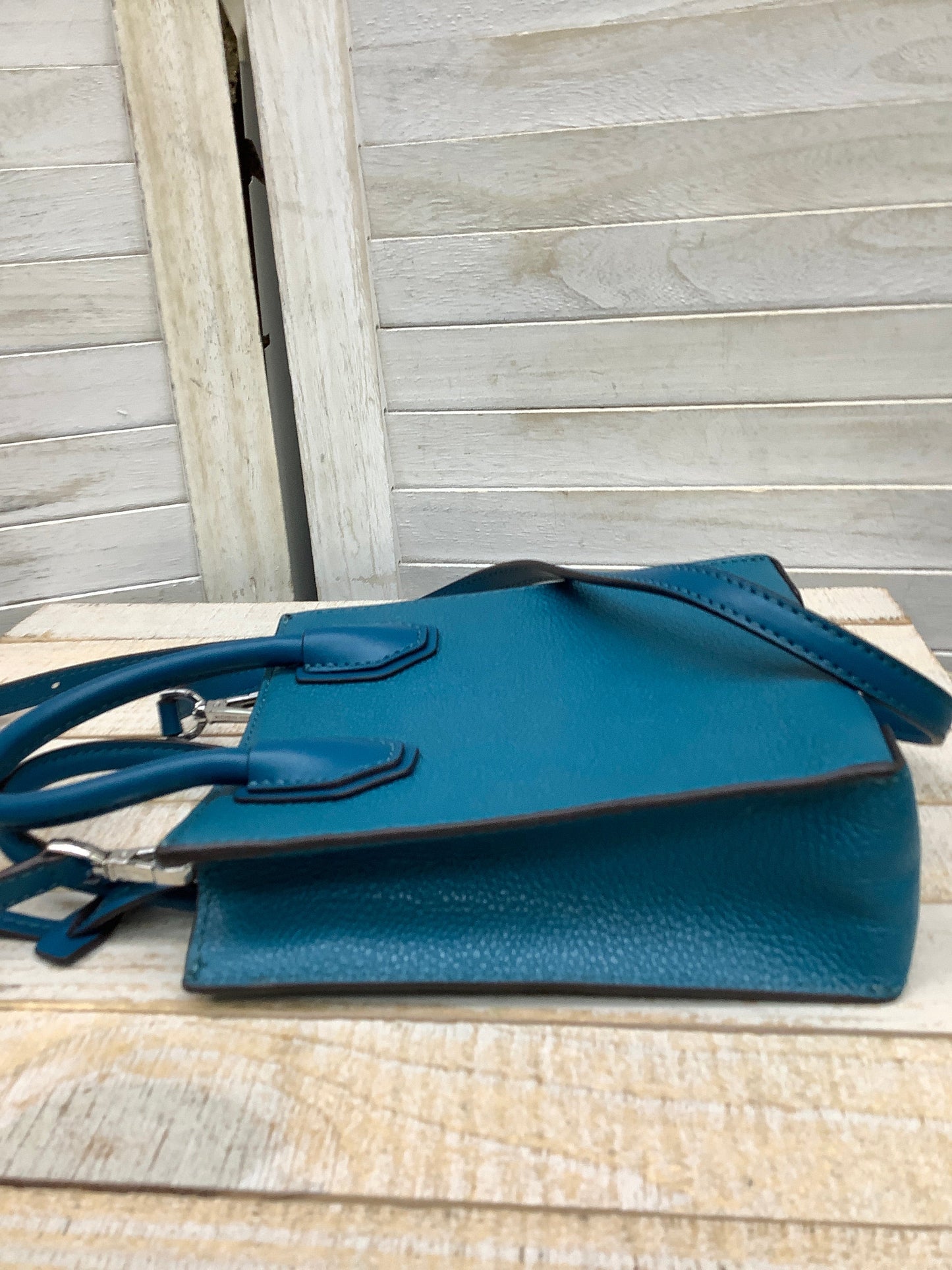 Crossbody Designer By Michael Kors Size: Small