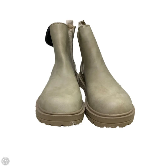 Boots Ankle Flats By Soda In Tan, Size: 6.5