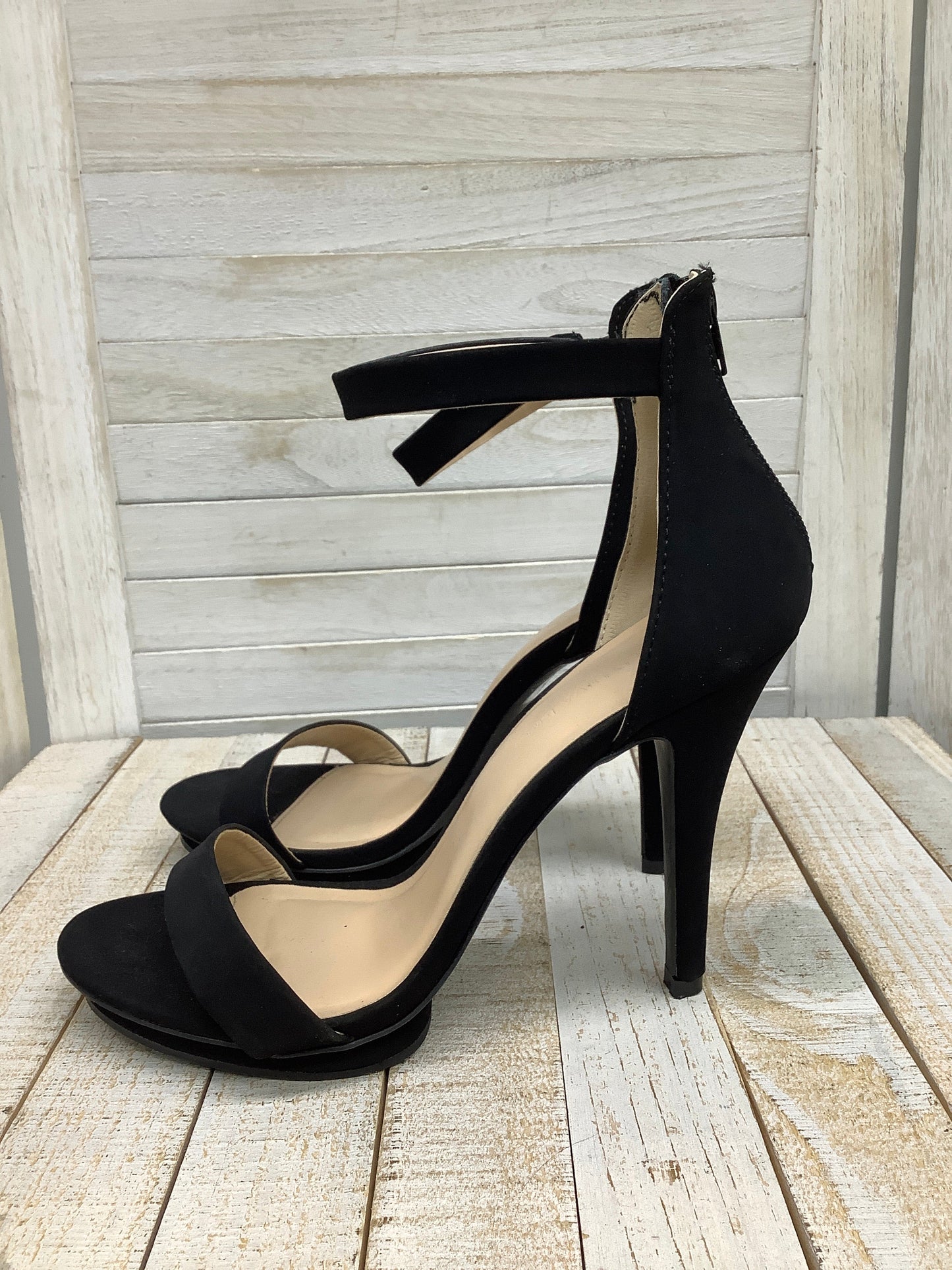 Shoes Heels Block By Wild Diva Size: 10