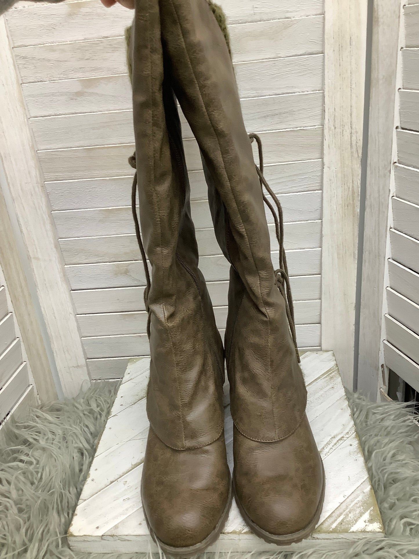 Boots Knee Heels By Clothes Mentor Size: 11