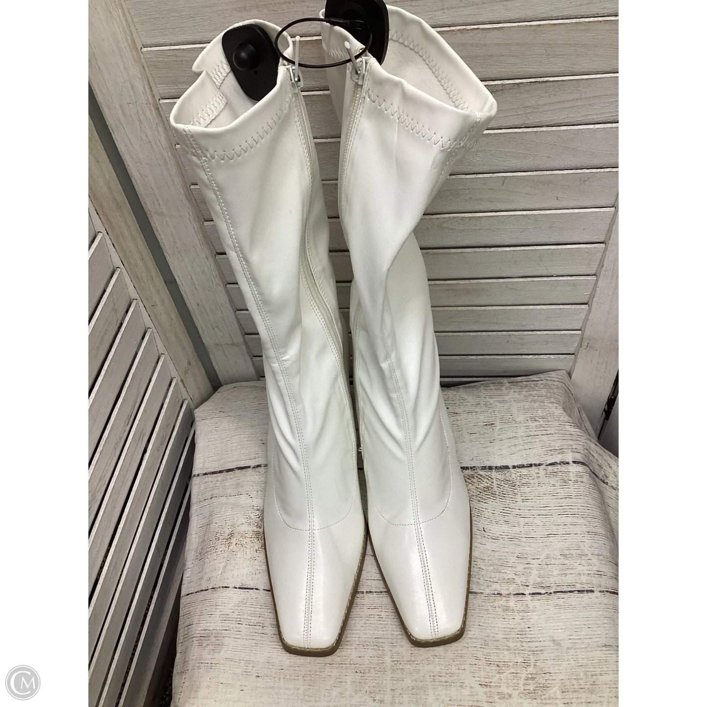 Boots Mid-calf Heels By Clothes Mentor In White, Size: 11