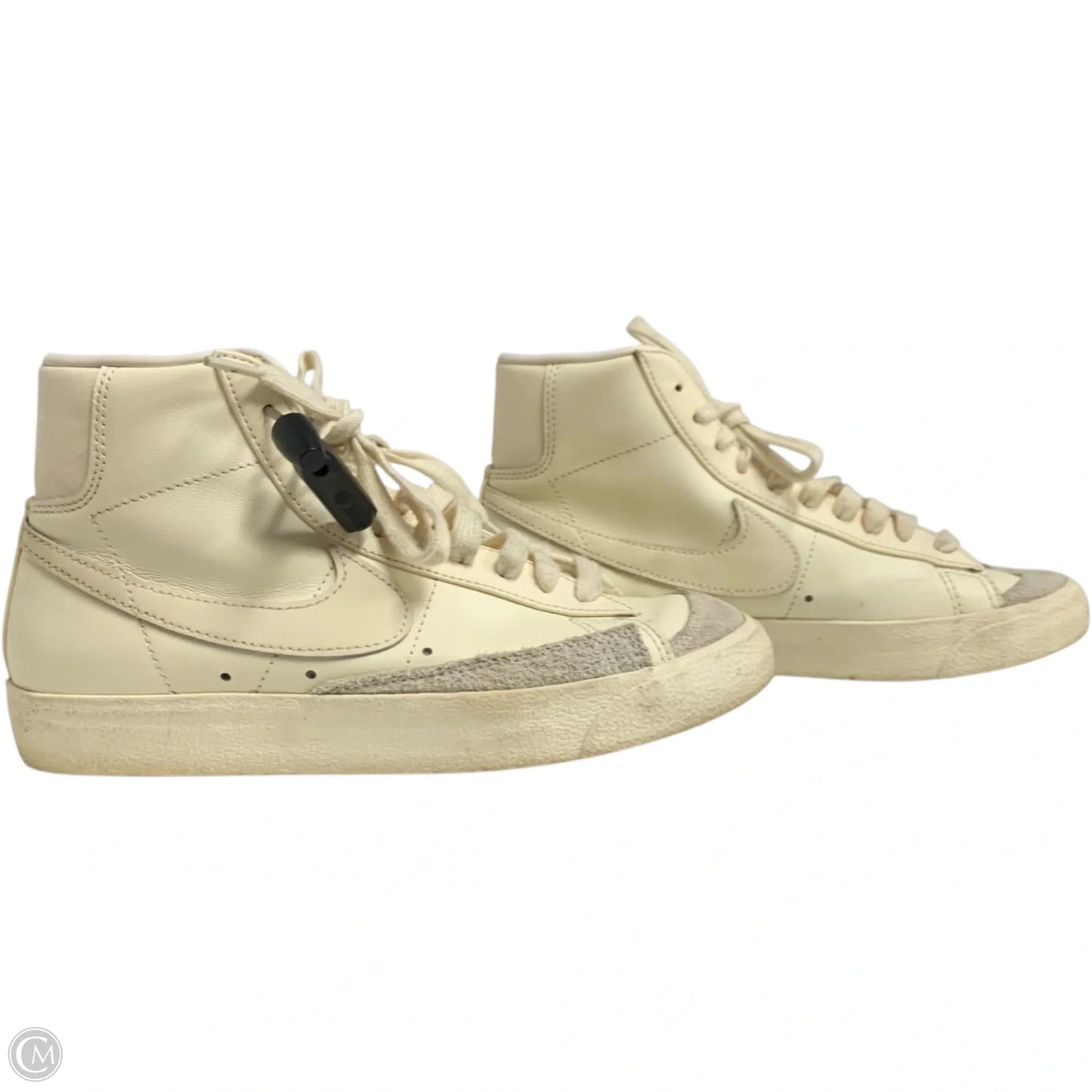 Shoes Sneakers By Nike In Cream, Size: 7