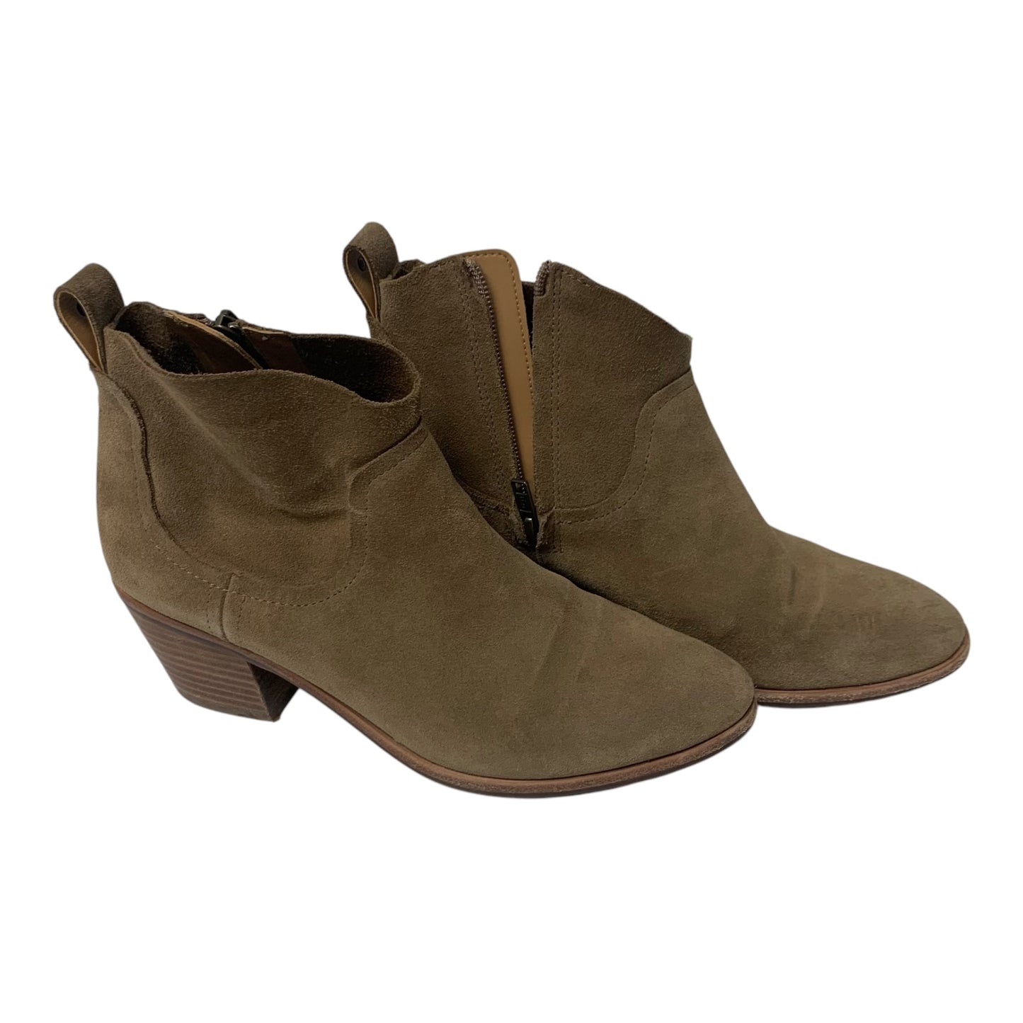 Boots Designer By Ugg In Brown, Size: 8