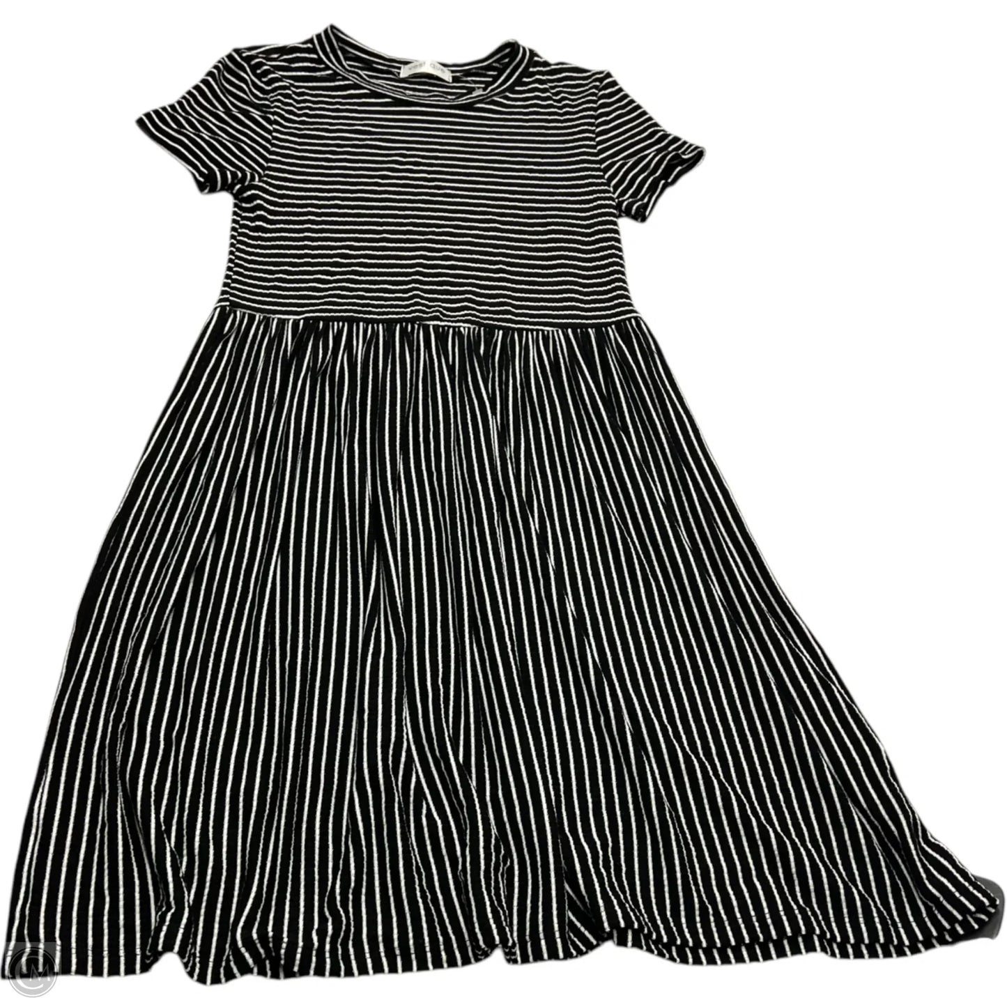Dress Casual Short By Vestique In Black & White, Size: S