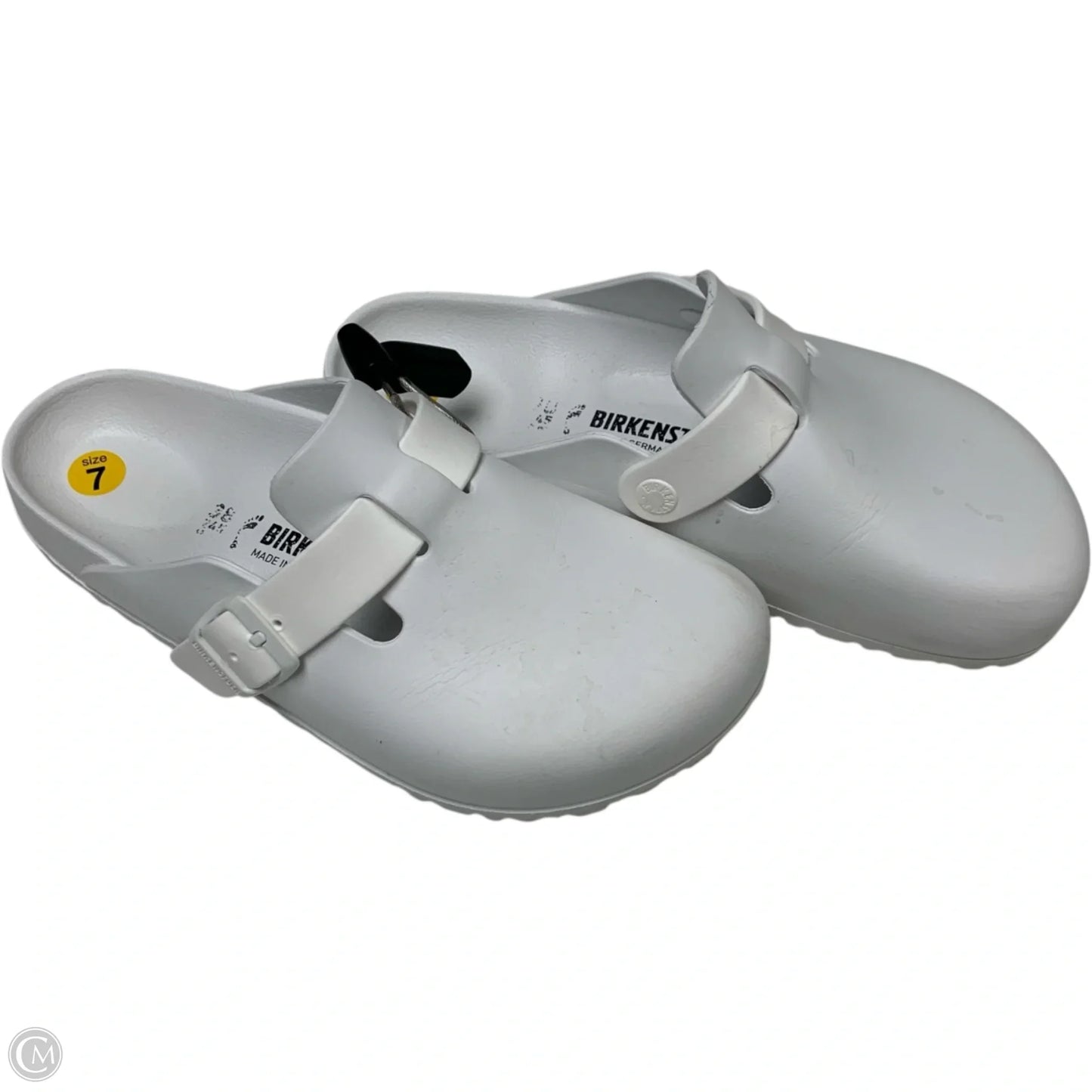Shoes Flats By Birkenstock In White, Size: 7