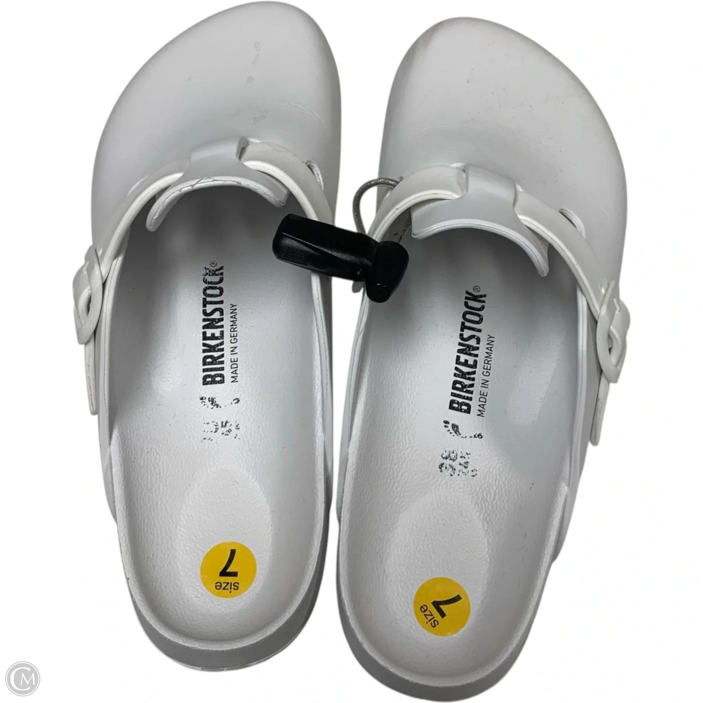 Shoes Flats By Birkenstock In White, Size: 7
