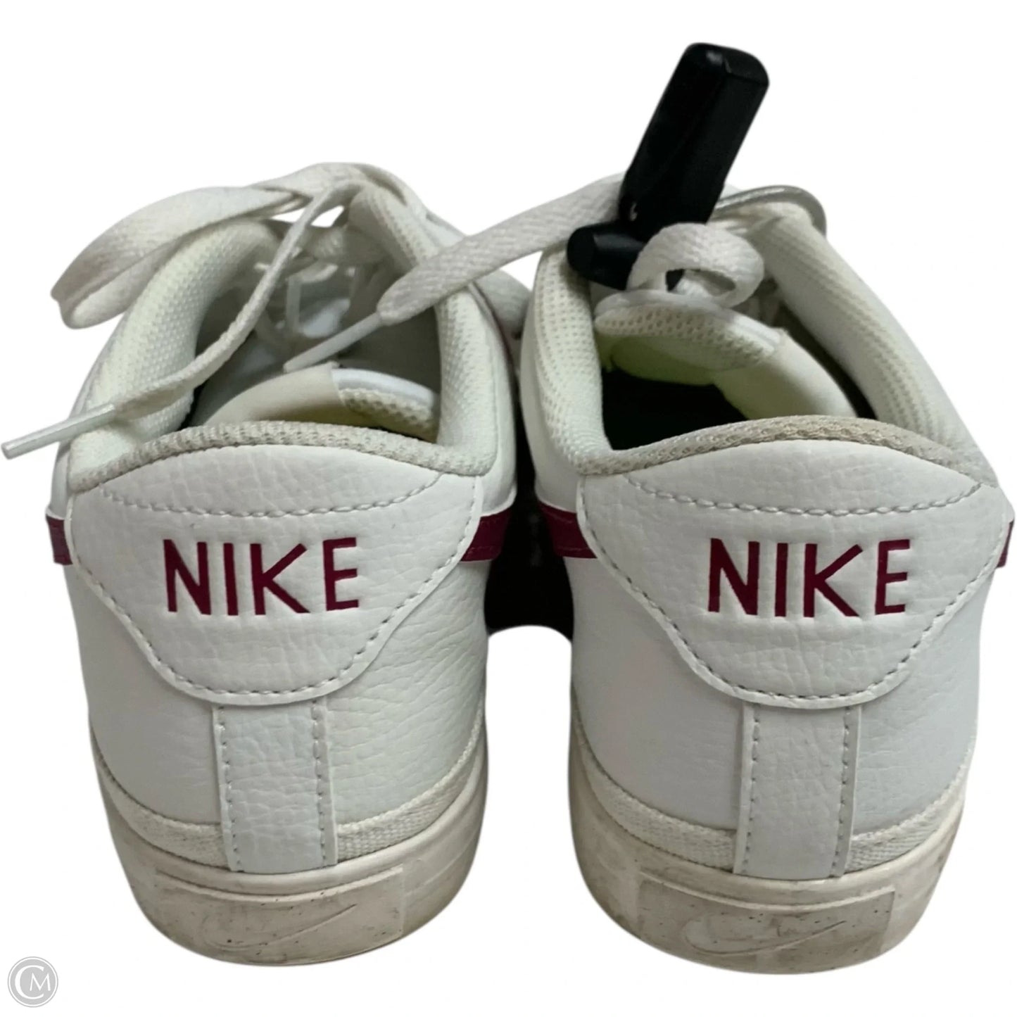 Shoes Sneakers By Nike In White, Size: 9.5