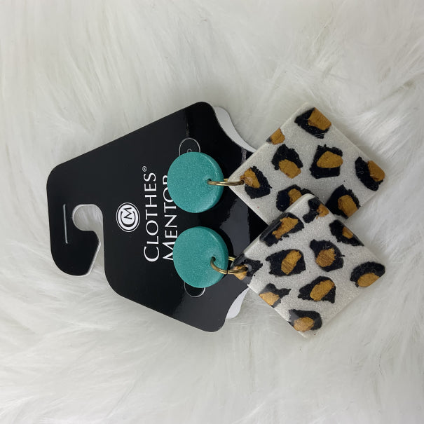Earrings Dangle/drop By Clothes Mentor, Size: 02 Piece Set