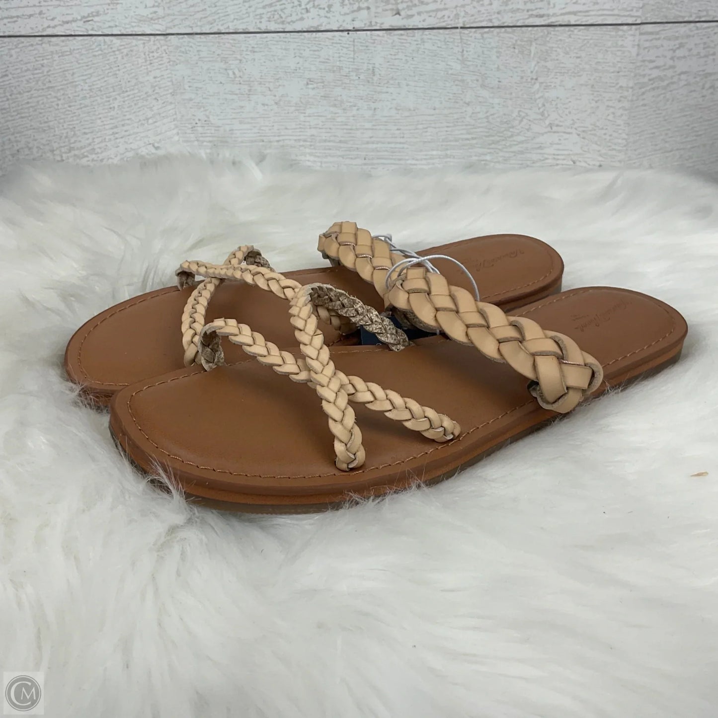 Sandals Flats By Universal Thread In Brown, Size: 7.5