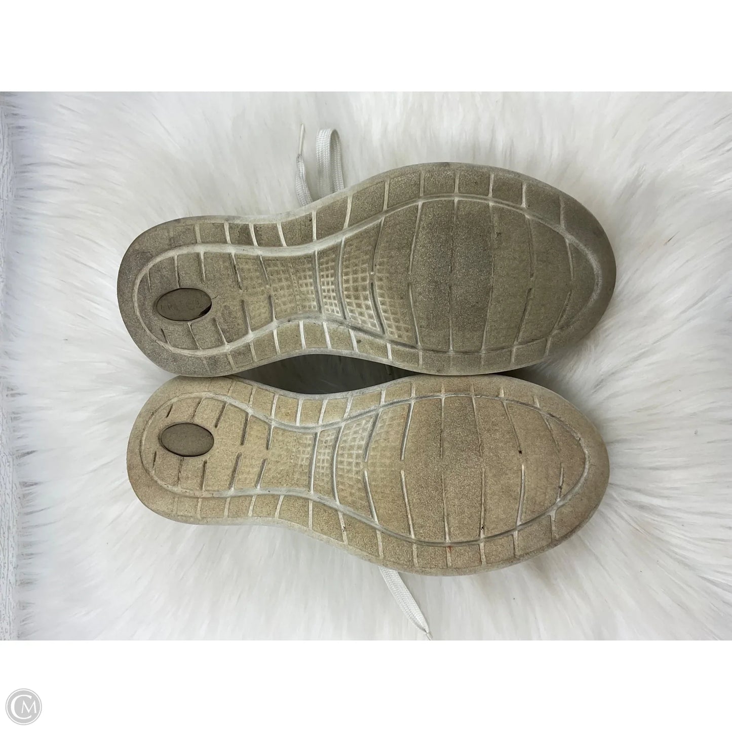 Shoes Sneakers By Crocs In Cream, Size: 8