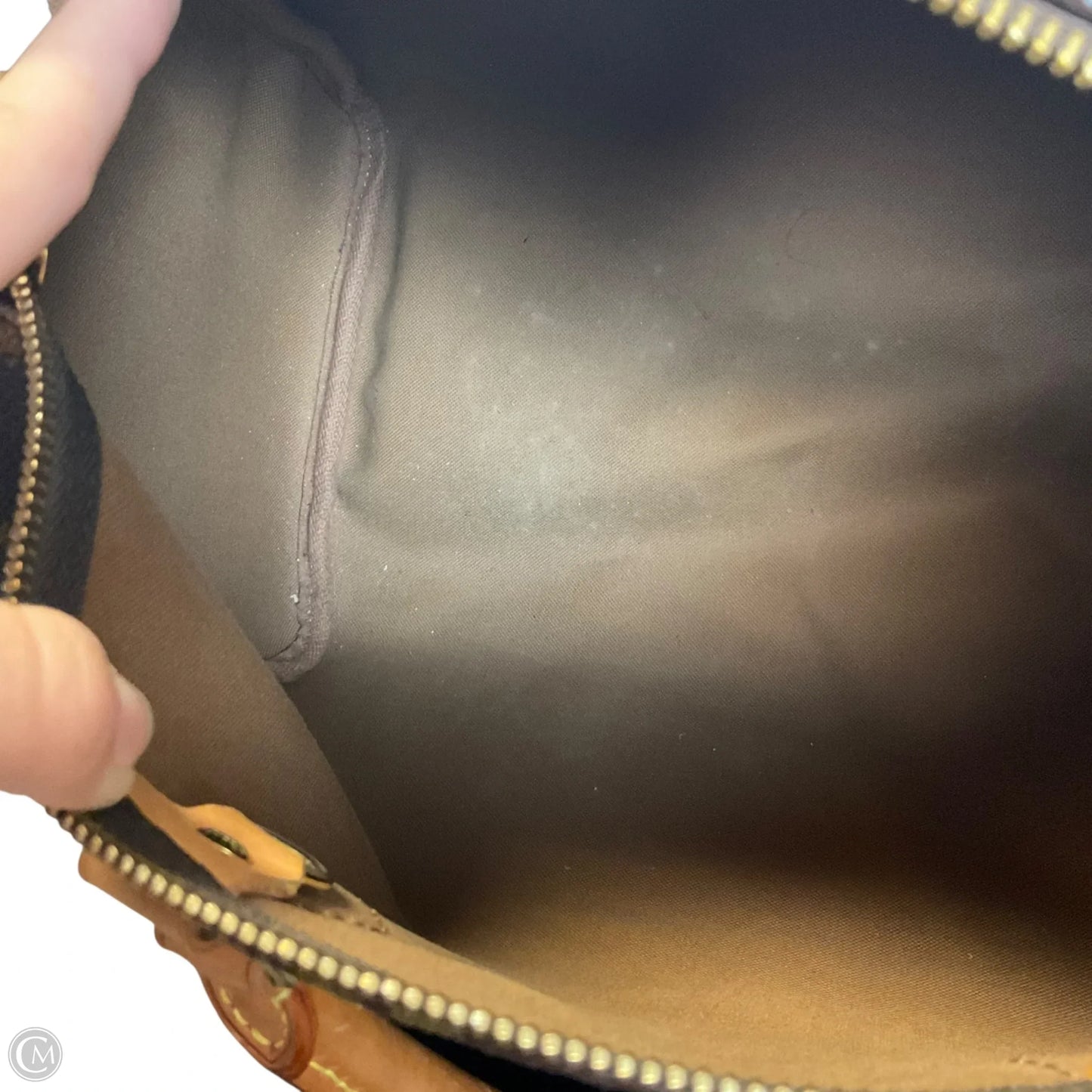 Handbag Luxury Designer By Louis Vuitton, Size: Medium