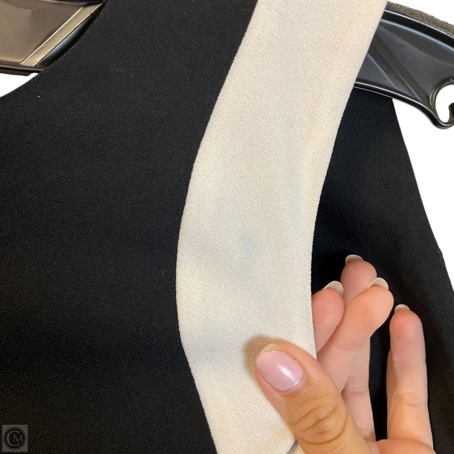 Dress Casual Short By Banana Republic In Black, Size: 14