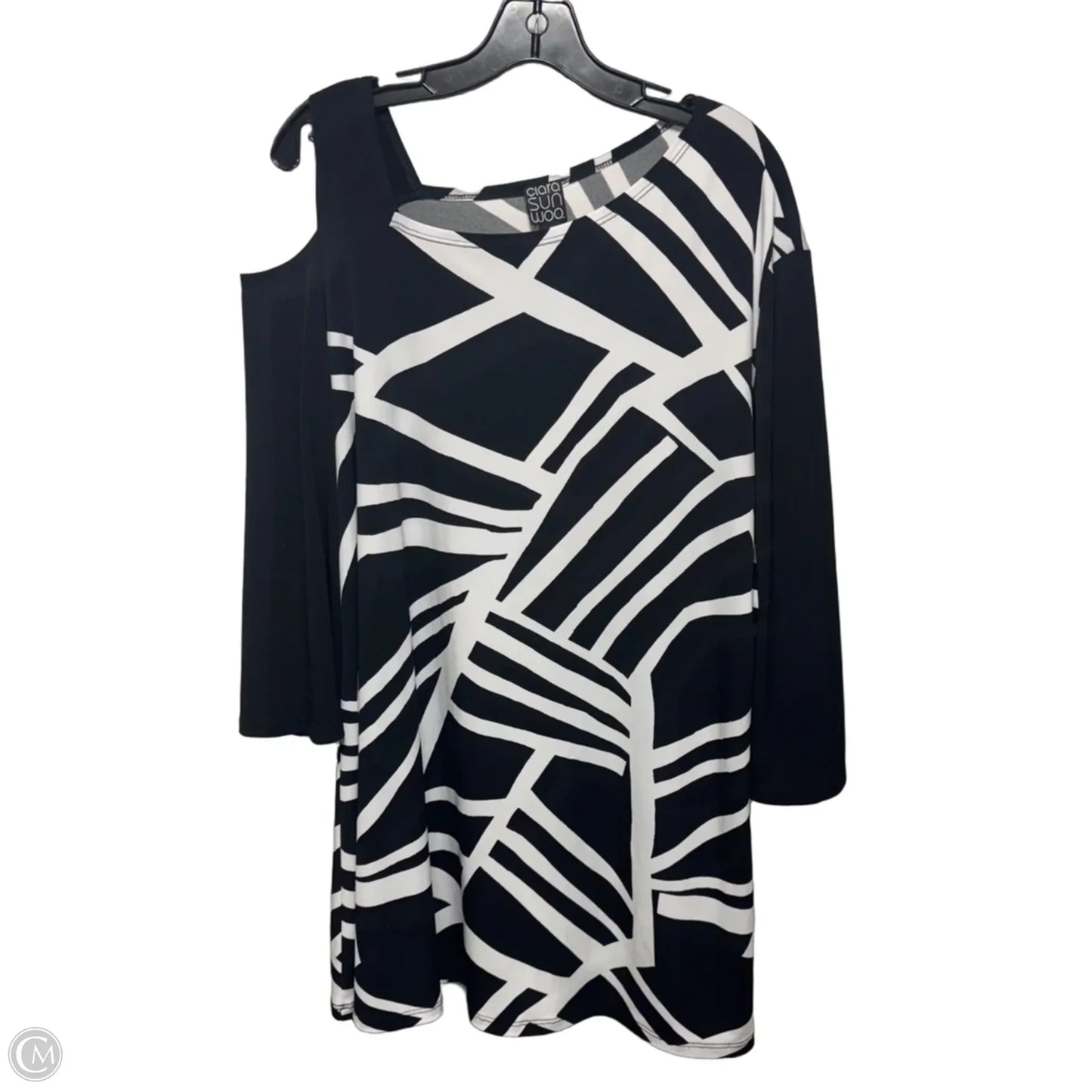Tunic 3/4 Sleeve By Clara Sun Woo In Black & White, Size: 1x