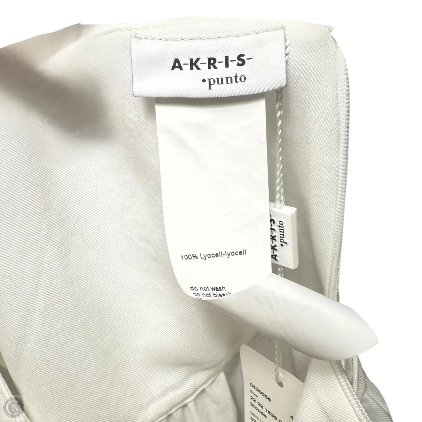 Lyocell Cold Shoulder Top Long Sleeve By Akris In White, Size: 6