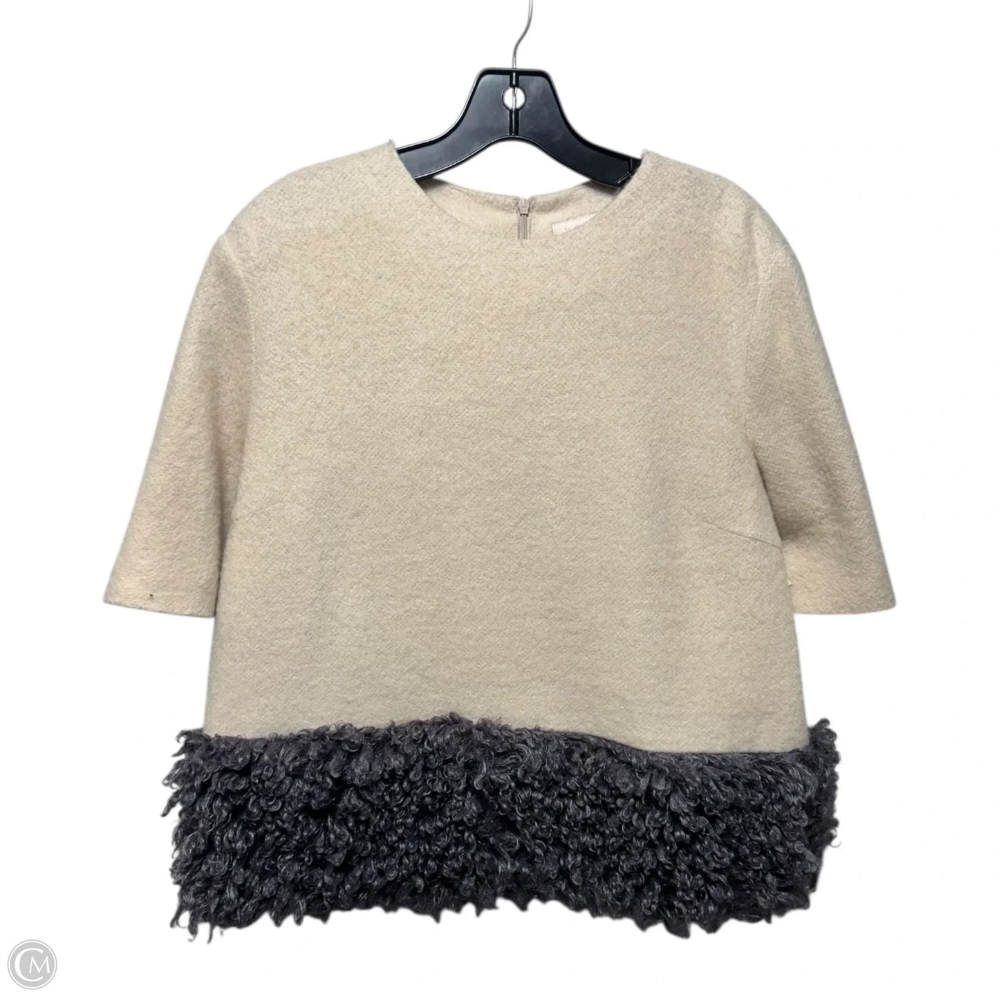 Top Short Sleeve By Mignon Doo In Cream, Size: L