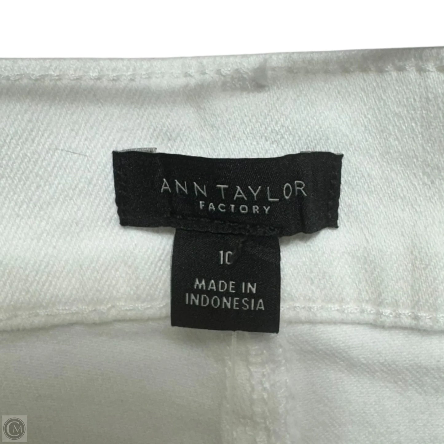 The Girlfriend Mid Rise Above the Ankle Jeans By Ann Taylor In White, Size: 10