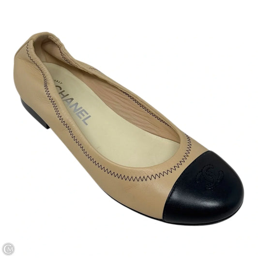 CC Leather Cap Toe Ballet Flats Shoes Luxury Designer By Chanel In Black & Tan, Size: 6.5