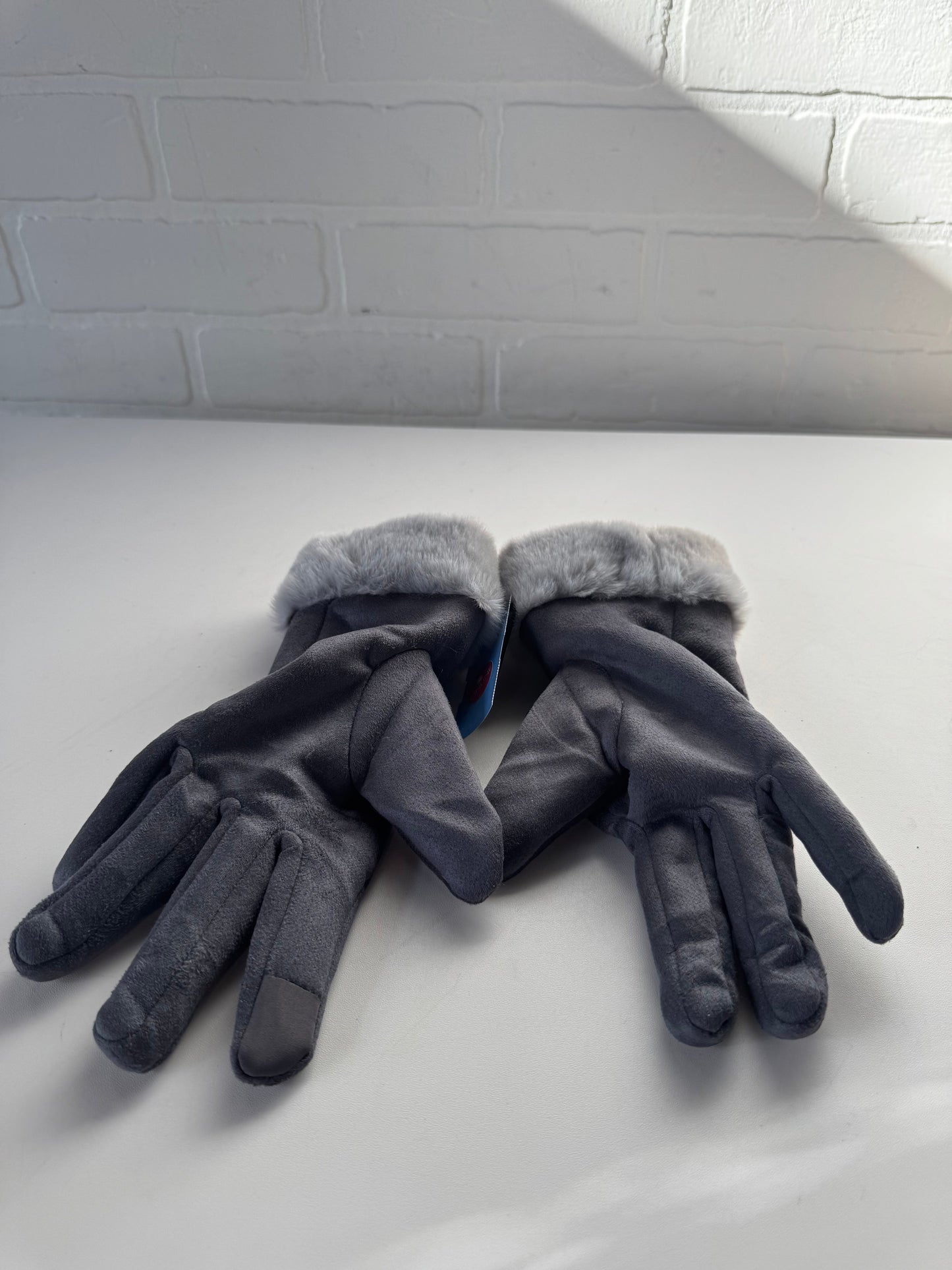 Gloves By Clothes Mentor
