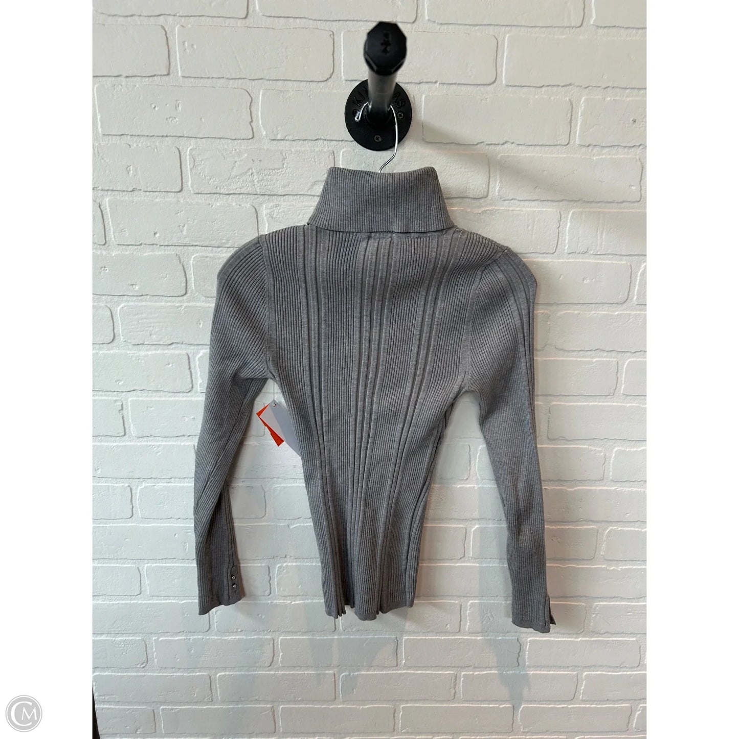 Sweater By White House Black Market In Grey, Size: Xs