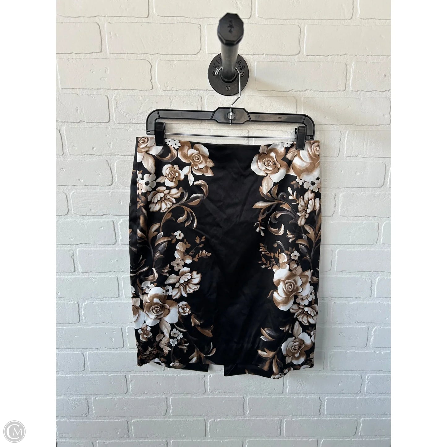 Skirt Mini & Short By White House Black Market In Black & Tan, Size: 6