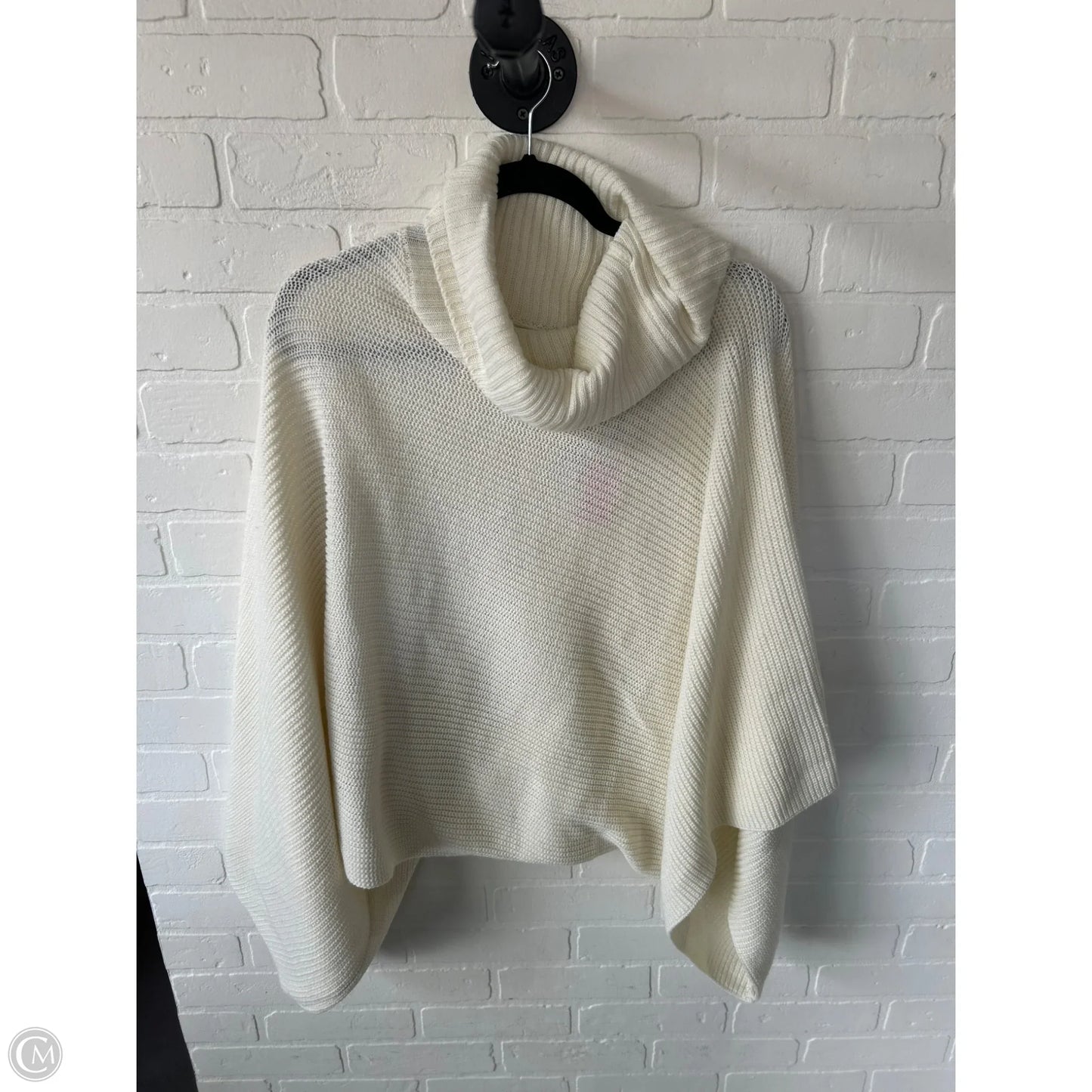 Poncho By Cmc In Ivory, Size: Osfm