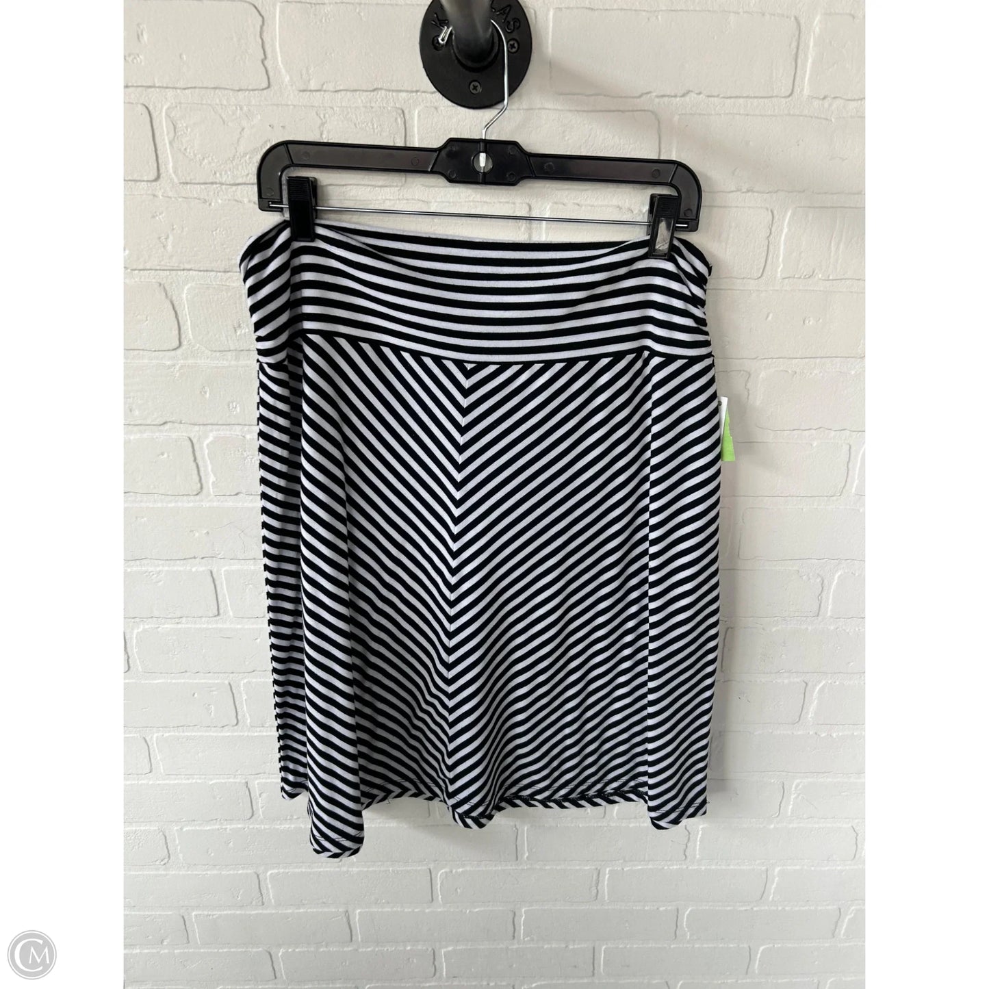 Skirt Mini & Short By Faded Glory In Black & White, Size: 14