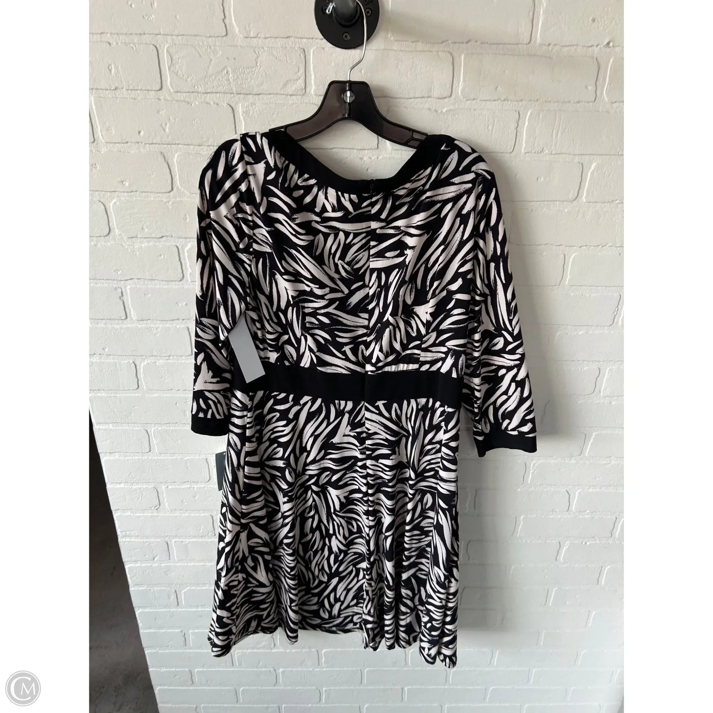 Dress Work By London Times In Black & Cream, Size: L