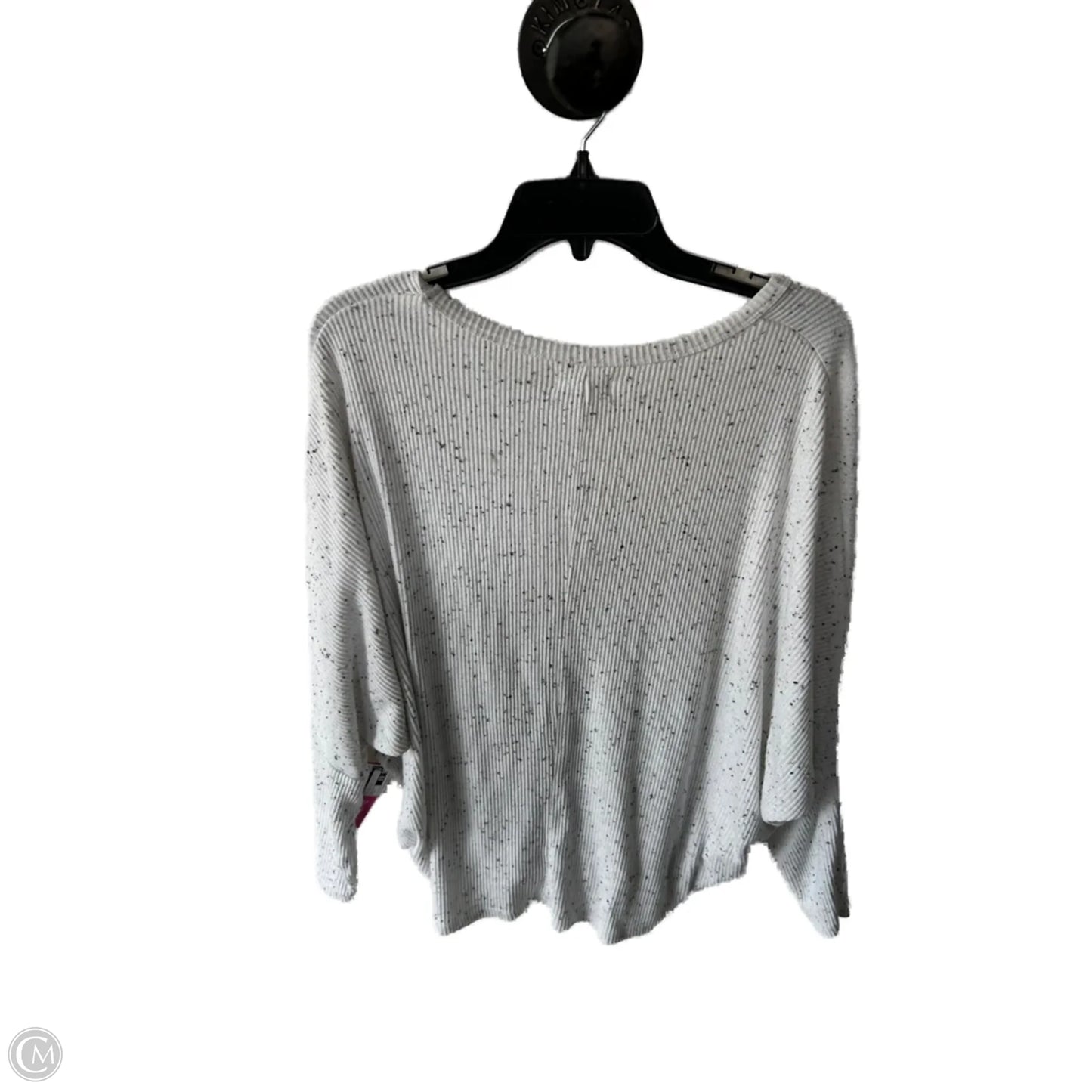 Top Long Sleeve By Maurices In Grey & White, Size: L