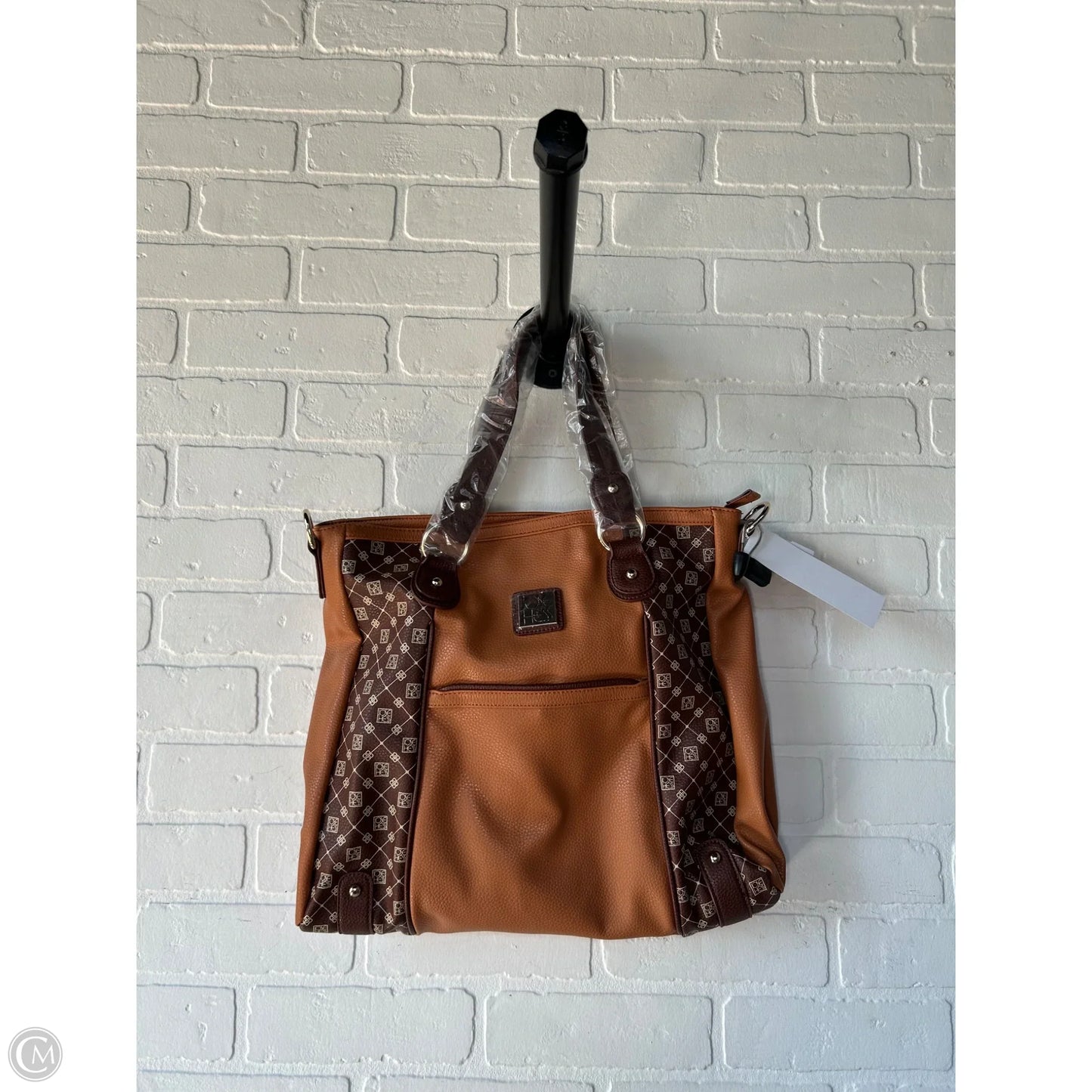 Crossbody By Clothes Mentor, Size: Large