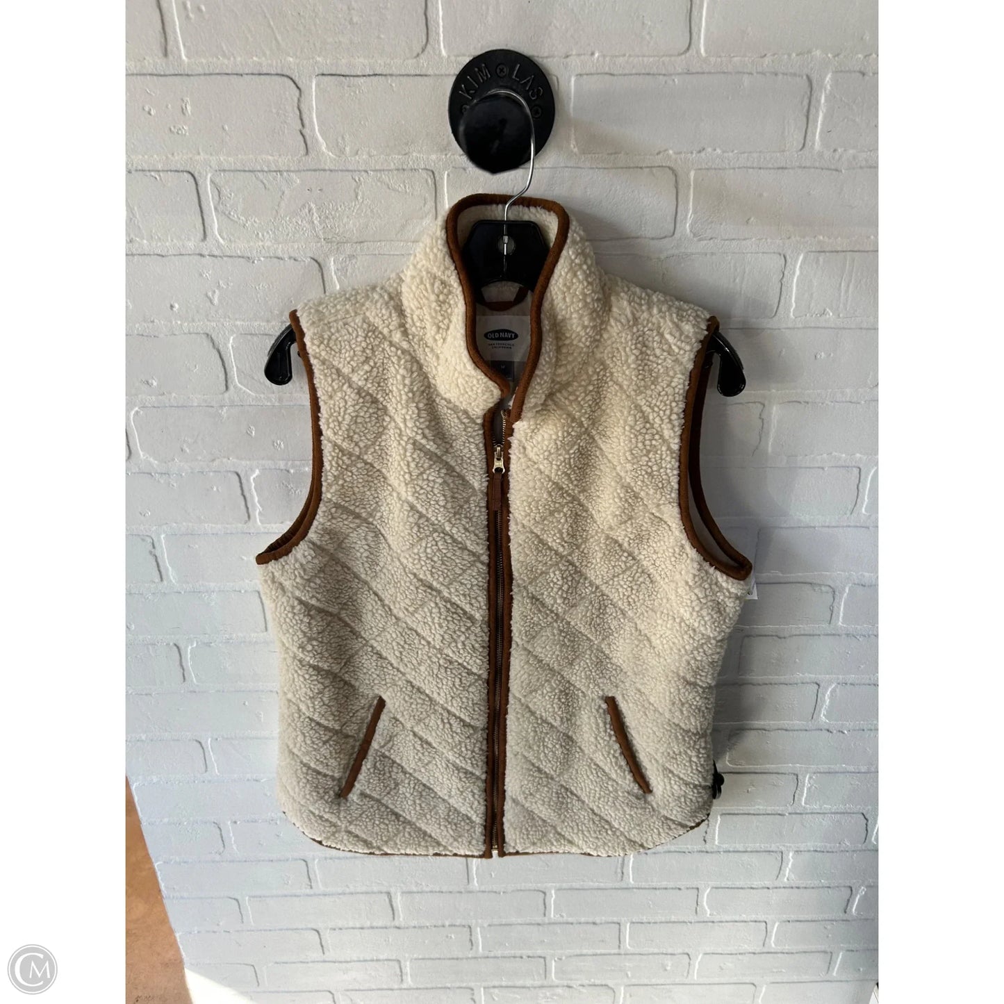 Vest Faux Fur & Sherpa By Old Navy In Cream & Tan, Size: M