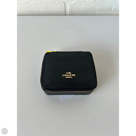 Accessory Designer Tag By Coach, Size: Small