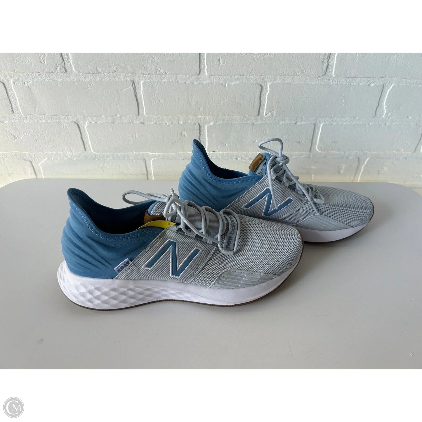 Shoes Sneakers By New Balance In Blue & White, Size: 10.5