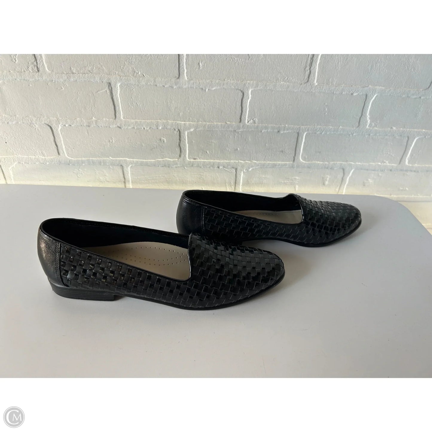 Shoes Flats By Clothes Mentor In Black, Size: 10.5