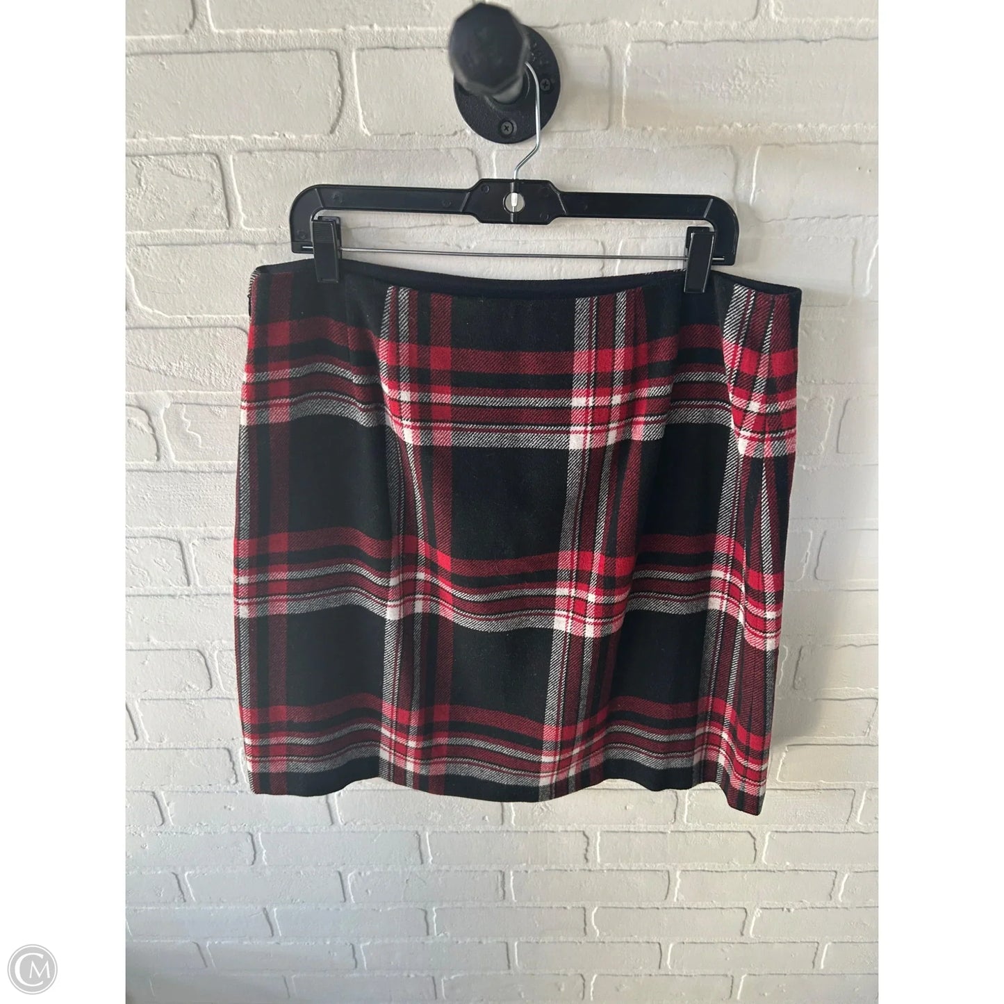 Skirt Mini & Short By Talbots In Black & Red, Size: 14