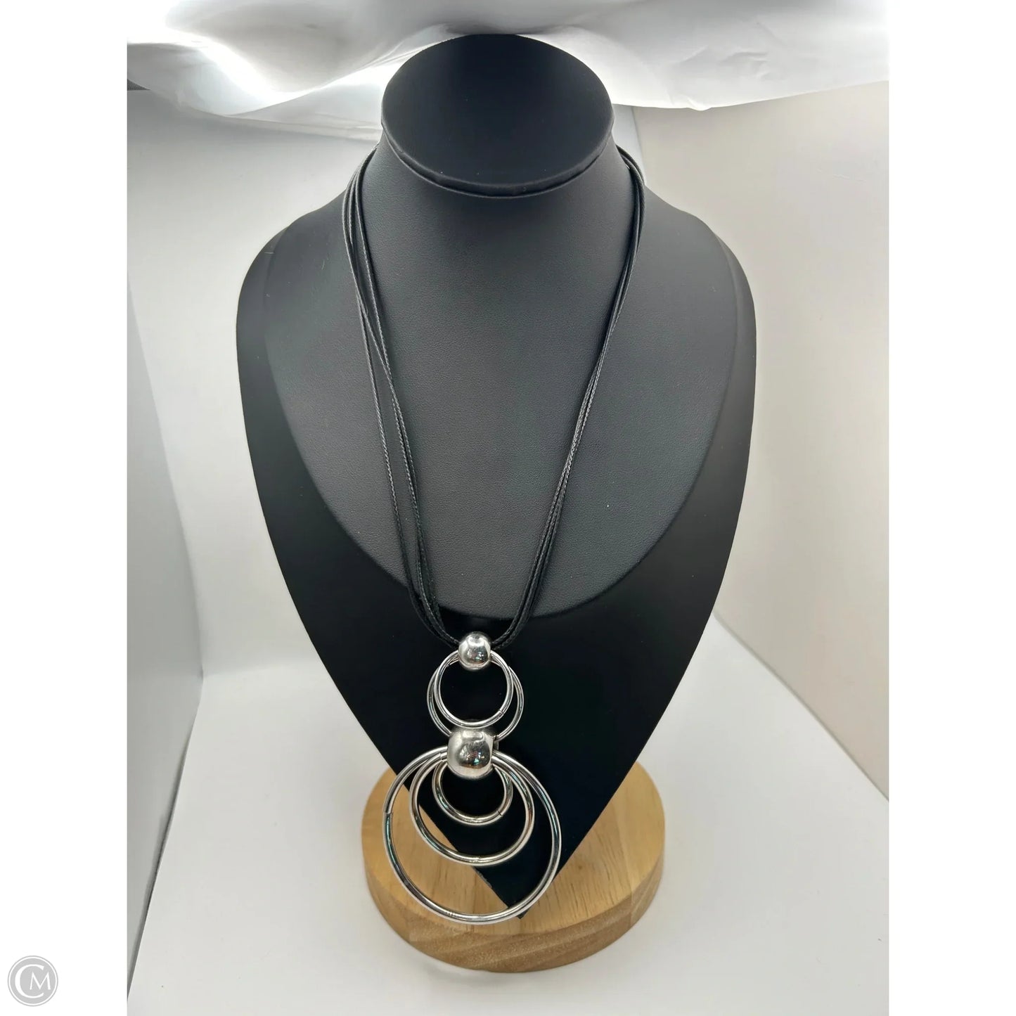 Necklace Pendant By Clothes Mentor