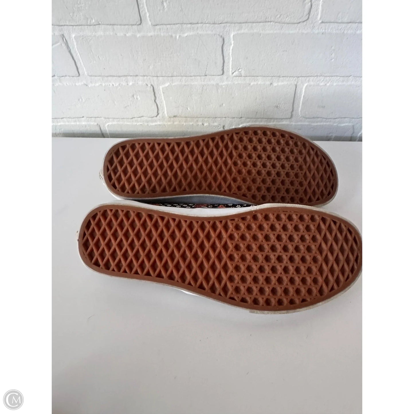 Shoes Sneakers By Vans In Black & Orange, Size: 9.5