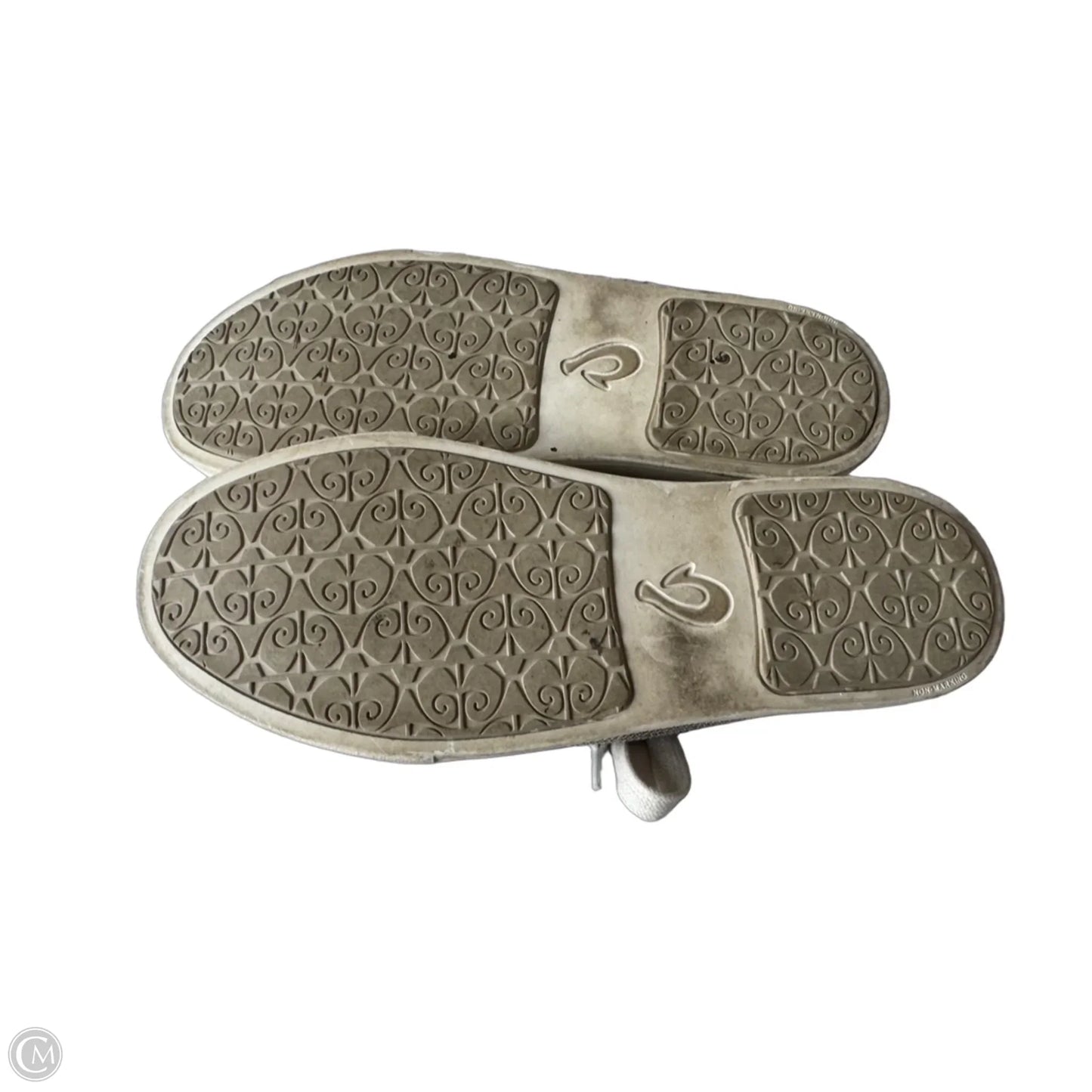 Shoes Sneakers By Olukai In Cream & Grey, Size: 9.5