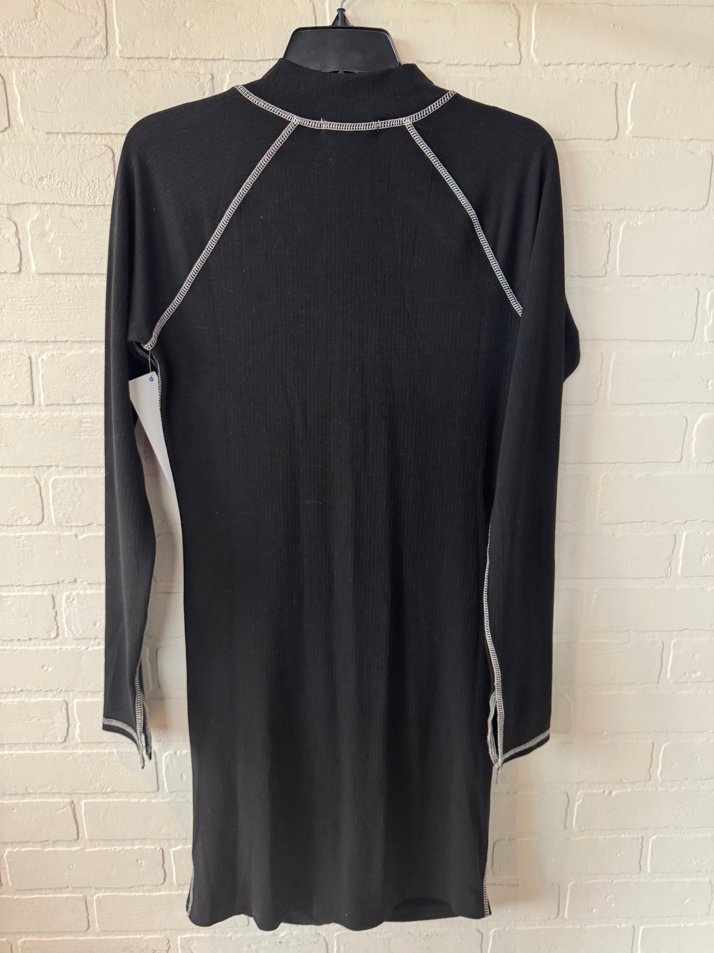 Dress Casual Short By Steve Madden In Black & White, Size: L